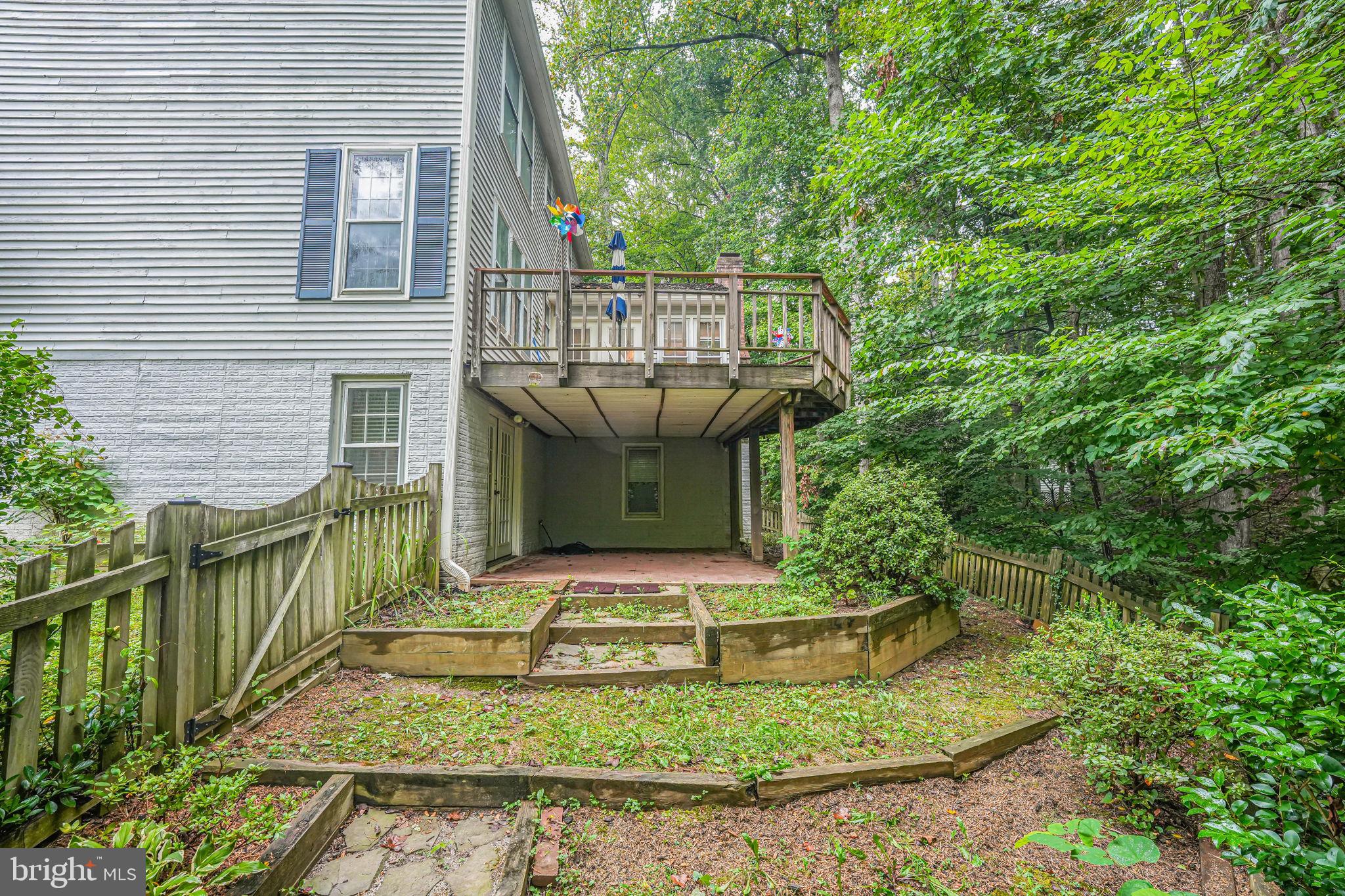 LAKE RIDGE - Residential