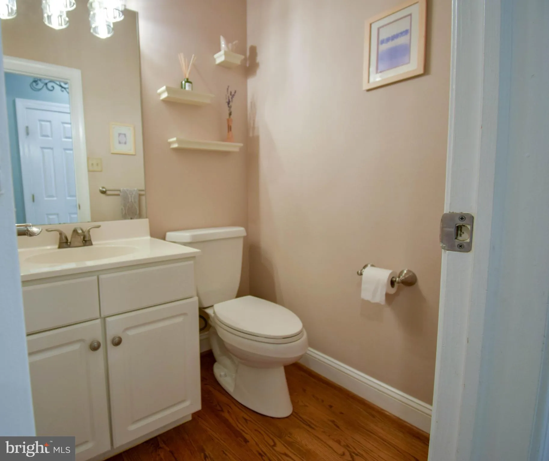 Media, Pennsylvania 19063, United States, 5 Bedrooms Bedrooms, ,6 BathroomsBathrooms,Residential,Pending,224794