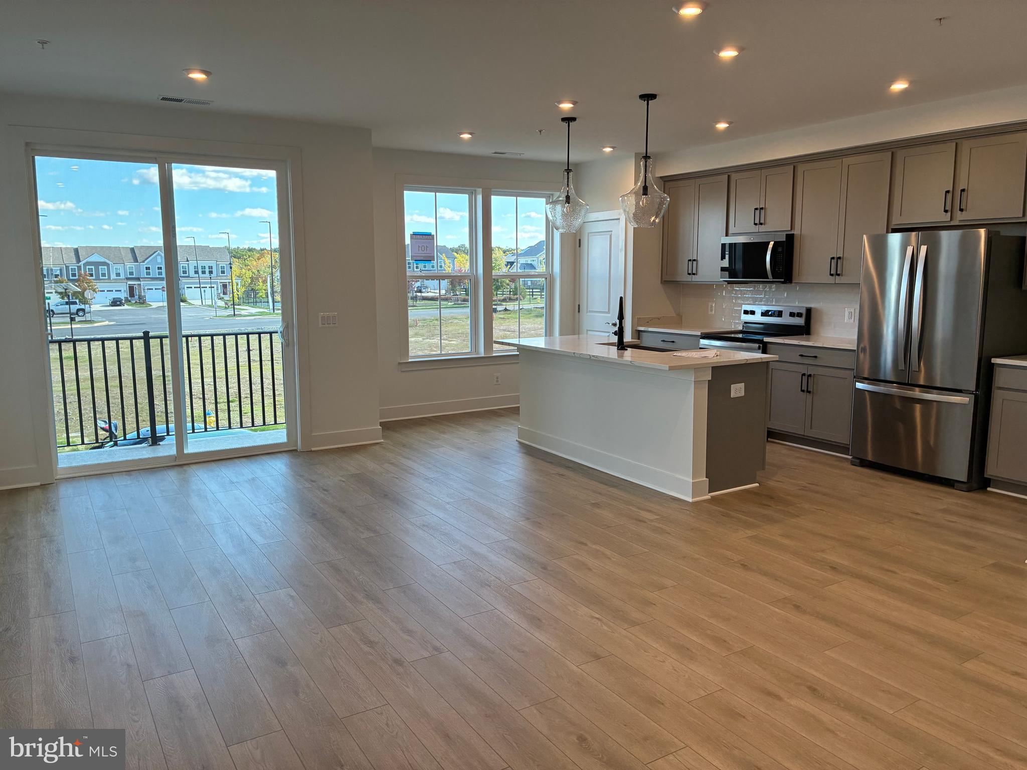 EMBREY MILL - Residential