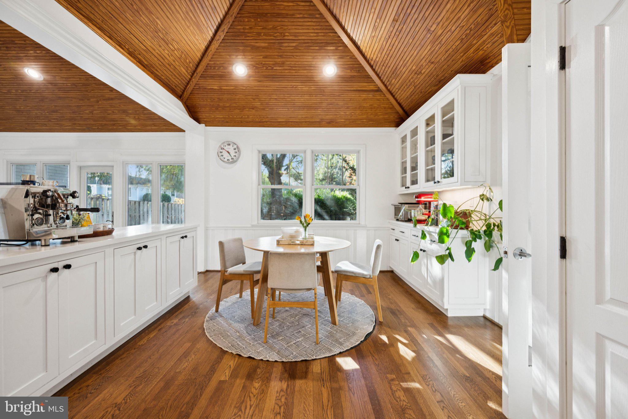 SPRING HILL - Residential Lease