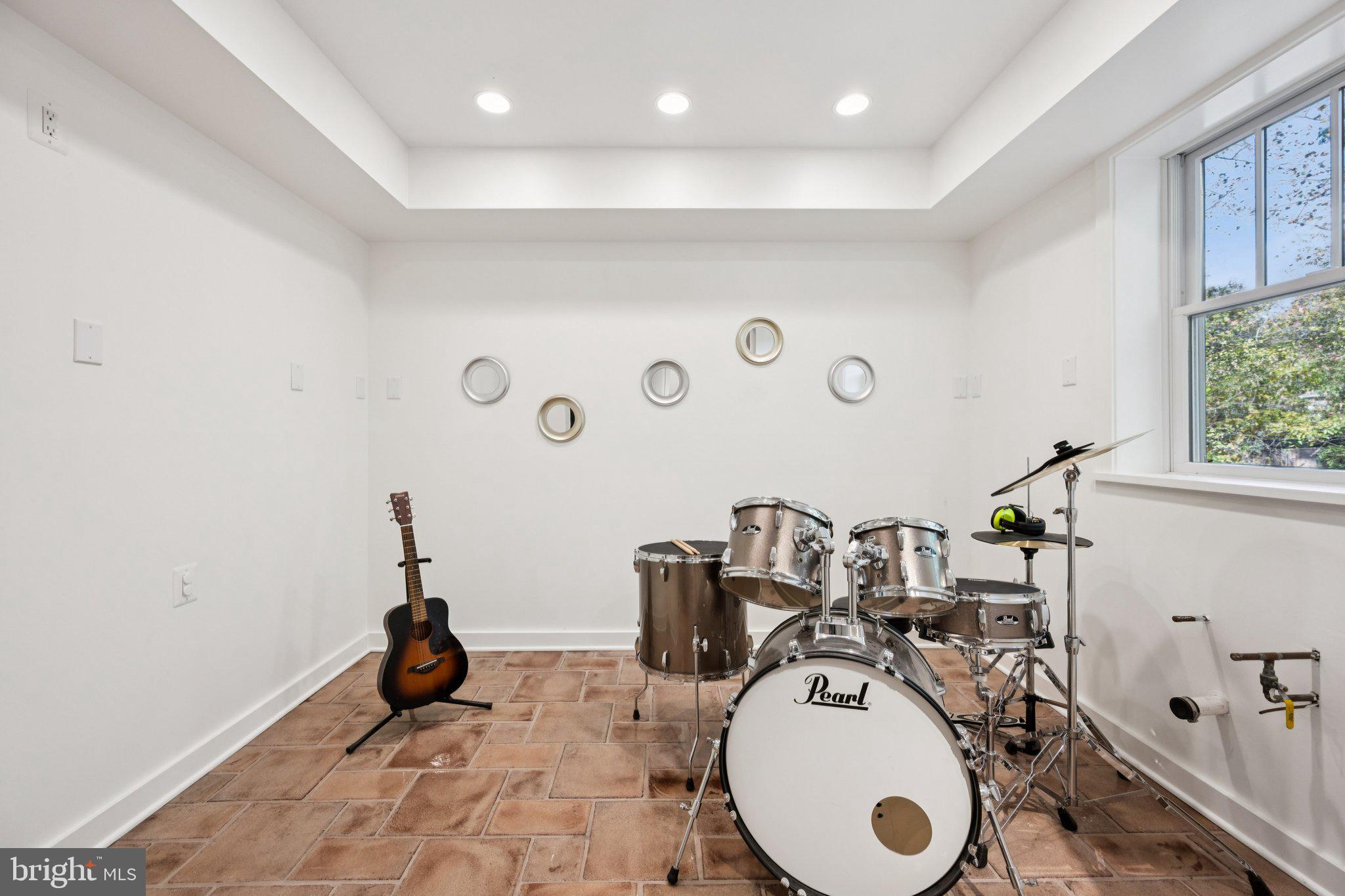 SPRING HILL - Residential Lease