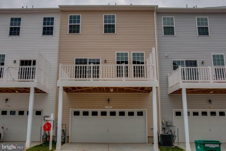 MORRIS PLACE - Residential Lease