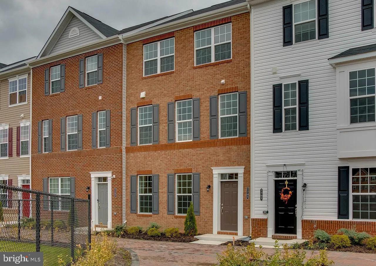 MORRIS PLACE - Residential Lease