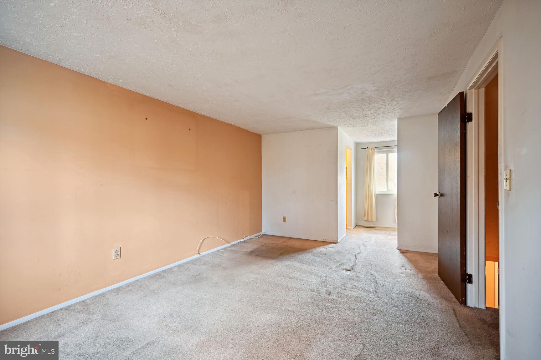 WILLOW HILLS - Residential