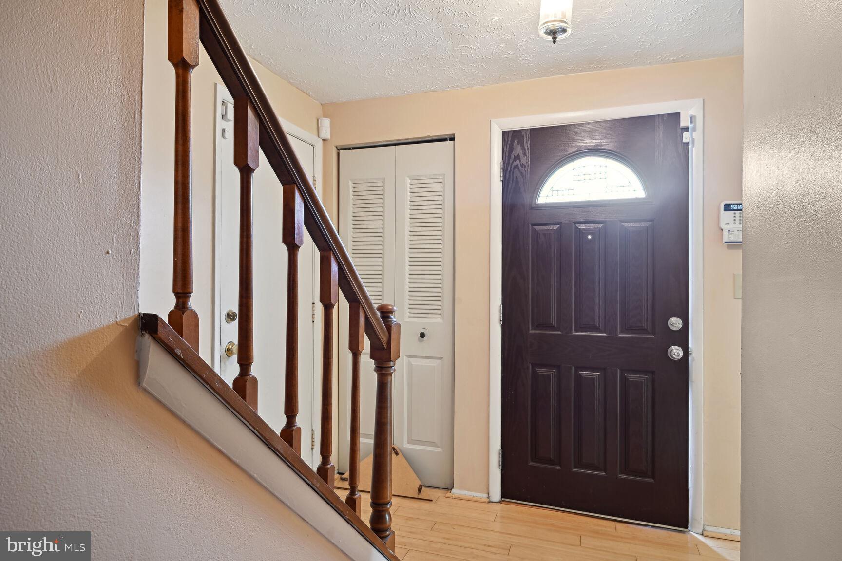 WILLOW HILLS - Residential