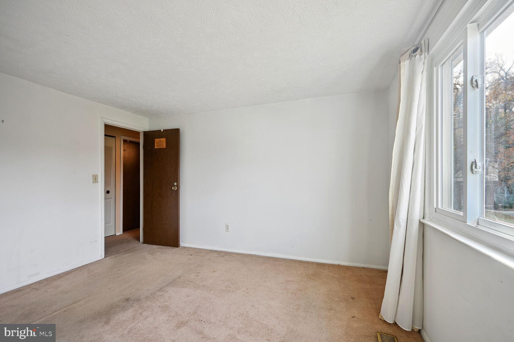 WILLOW HILLS - Residential