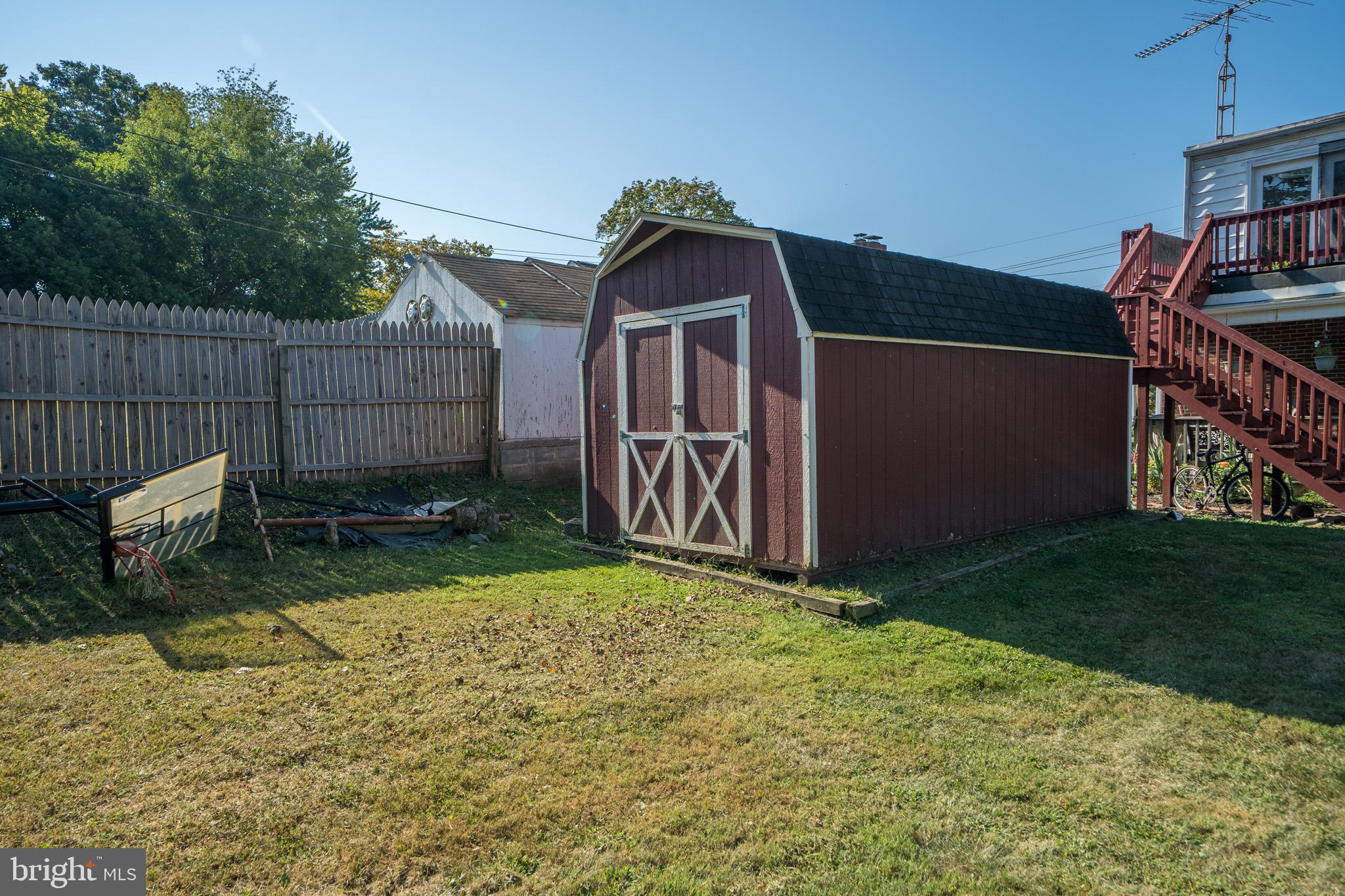 HAGERSTOWN - Residential