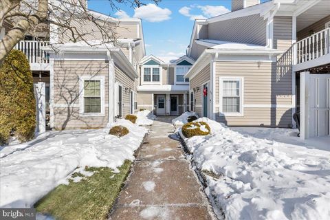 222 STEEPLECHASE COURT WOODBURY NJ 08096