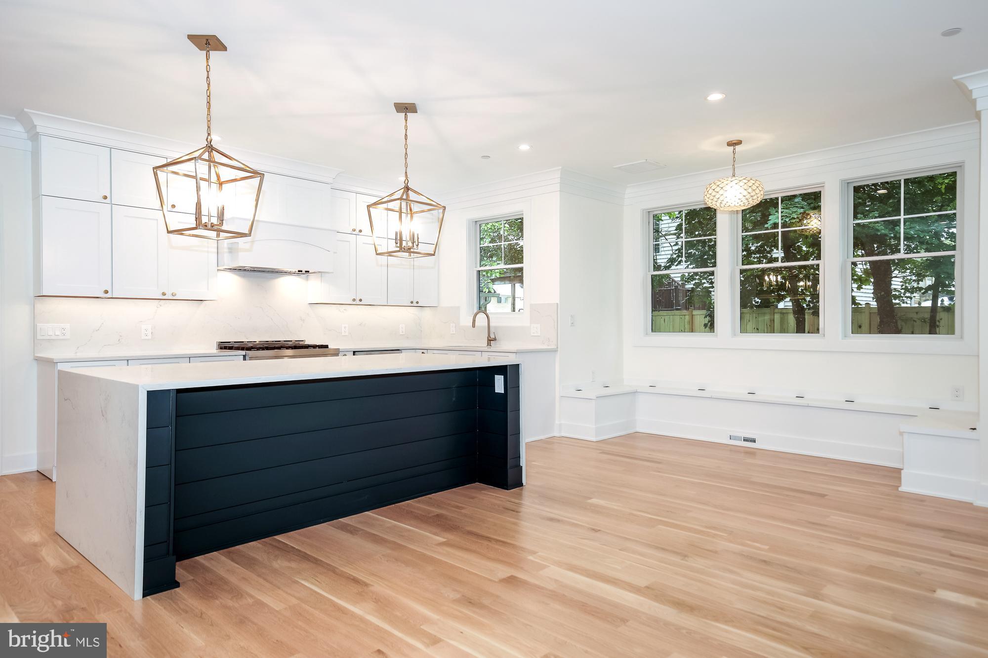 AYRLAWN - Residential