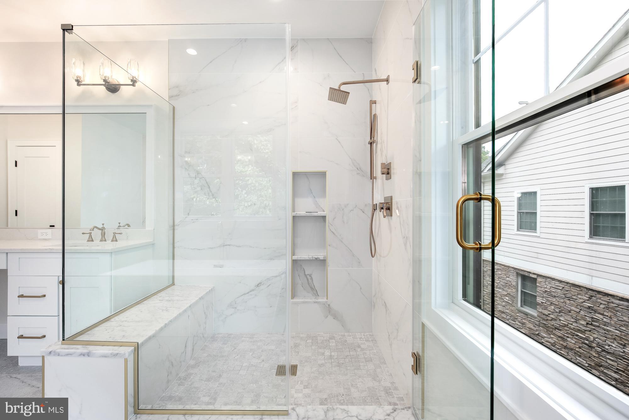 AYRLAWN - Residential