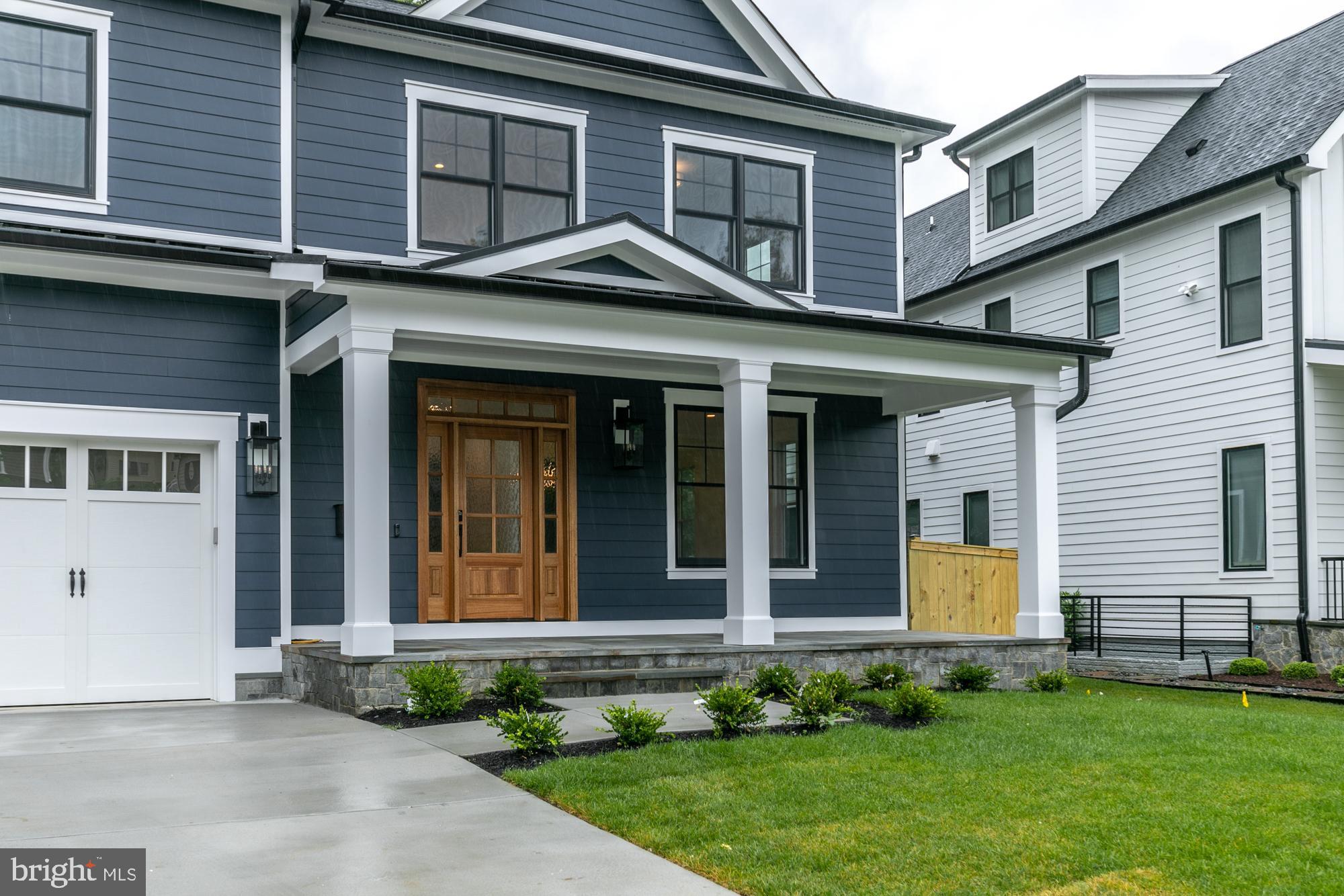 AYRLAWN - Residential