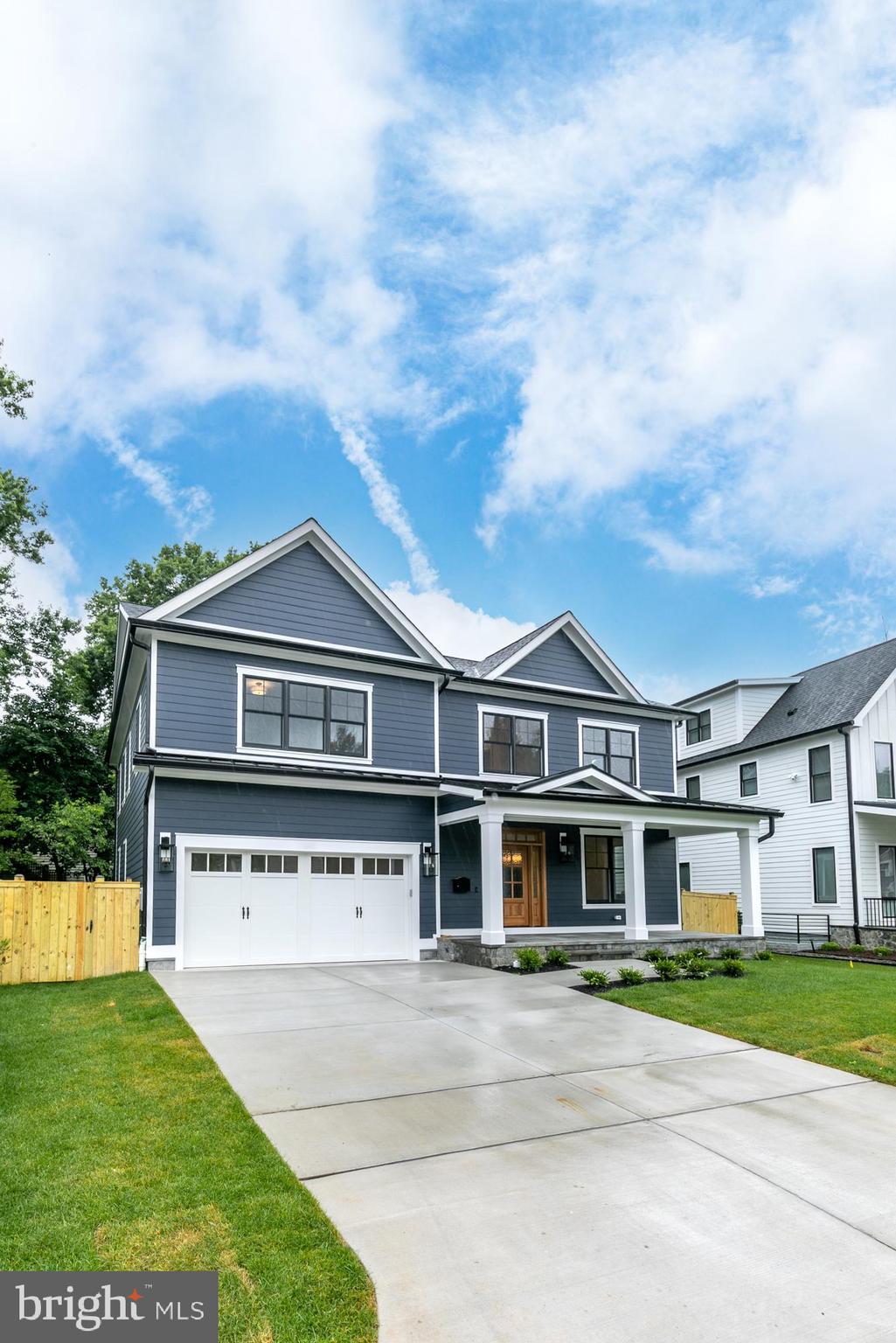 AYRLAWN - Residential