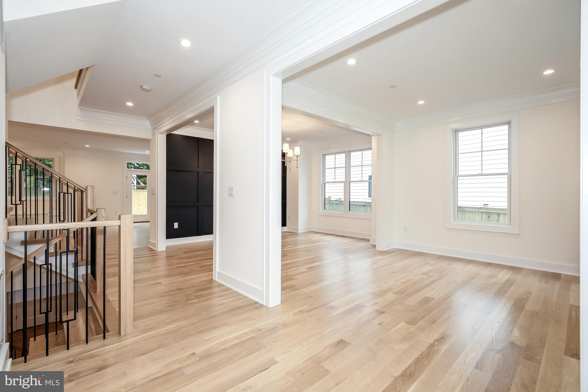 AYRLAWN - Residential