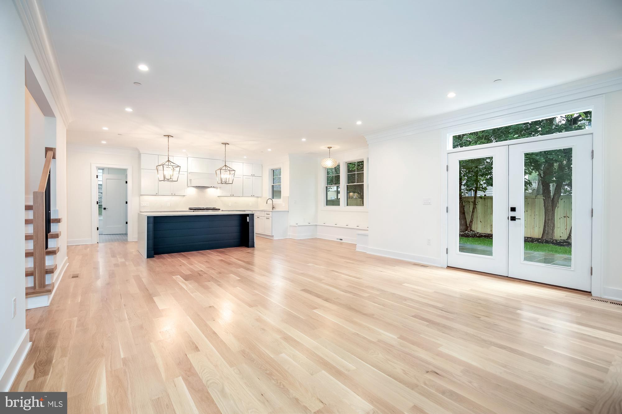 AYRLAWN - Residential