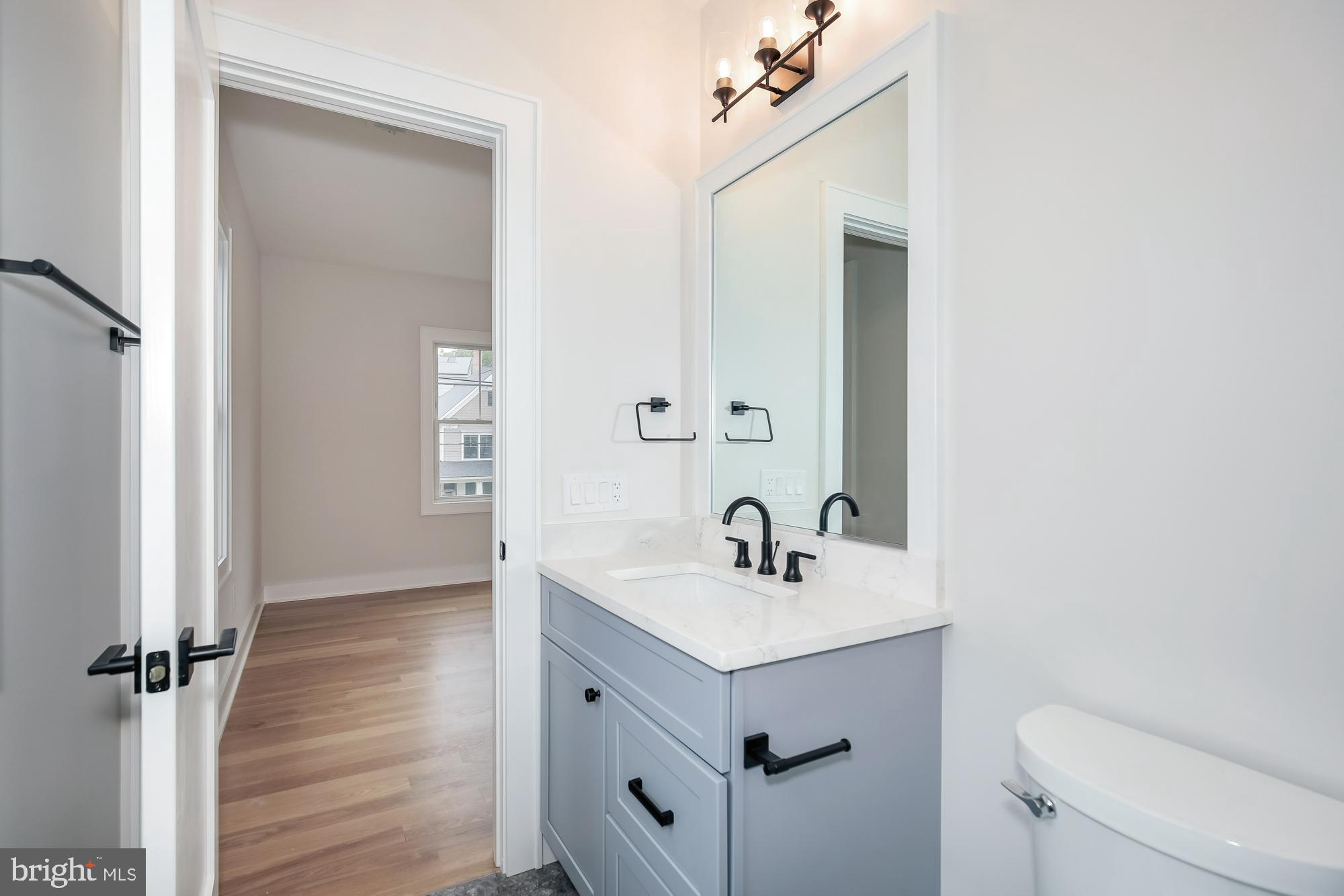 AYRLAWN - Residential