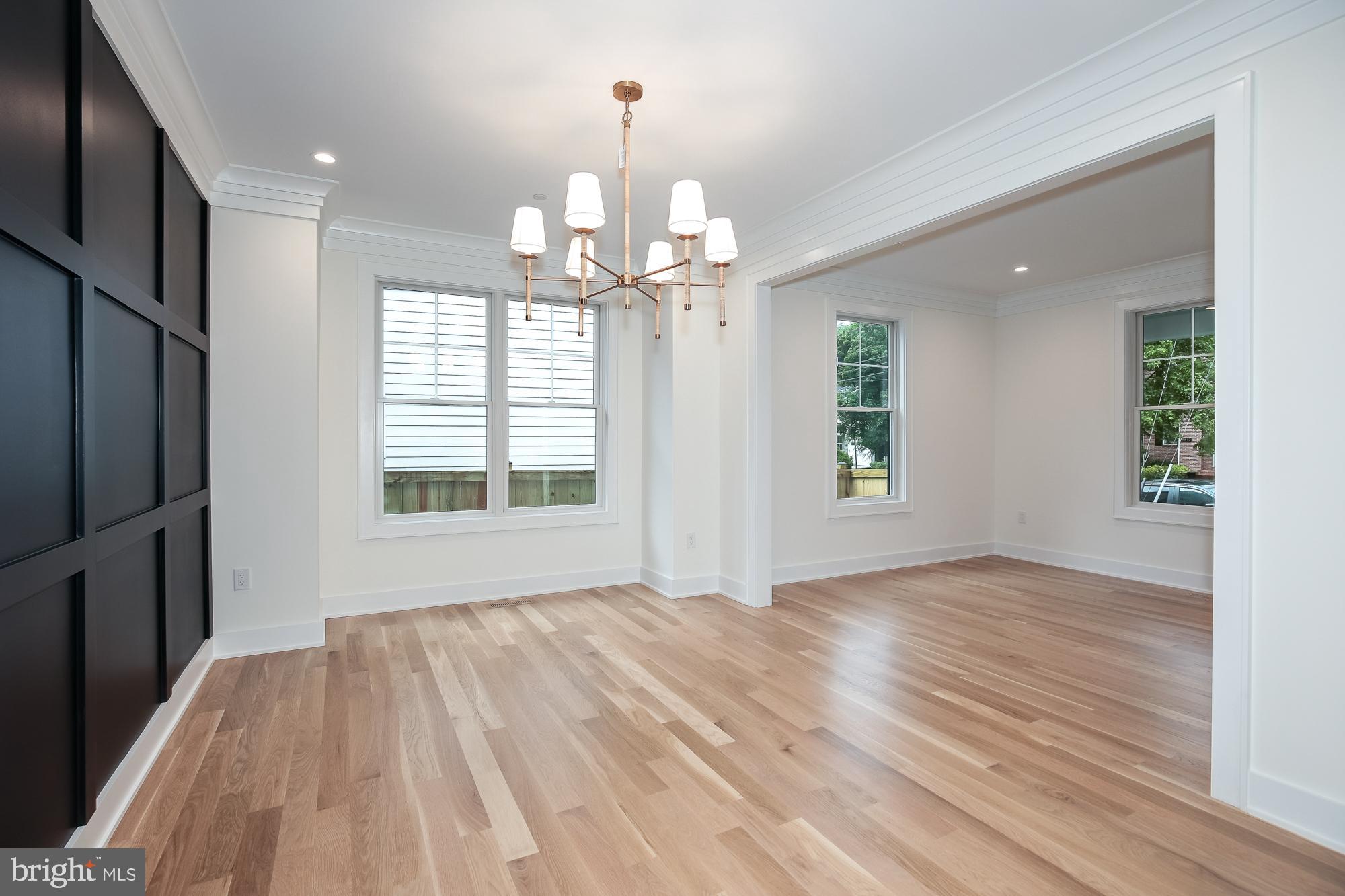 AYRLAWN - Residential