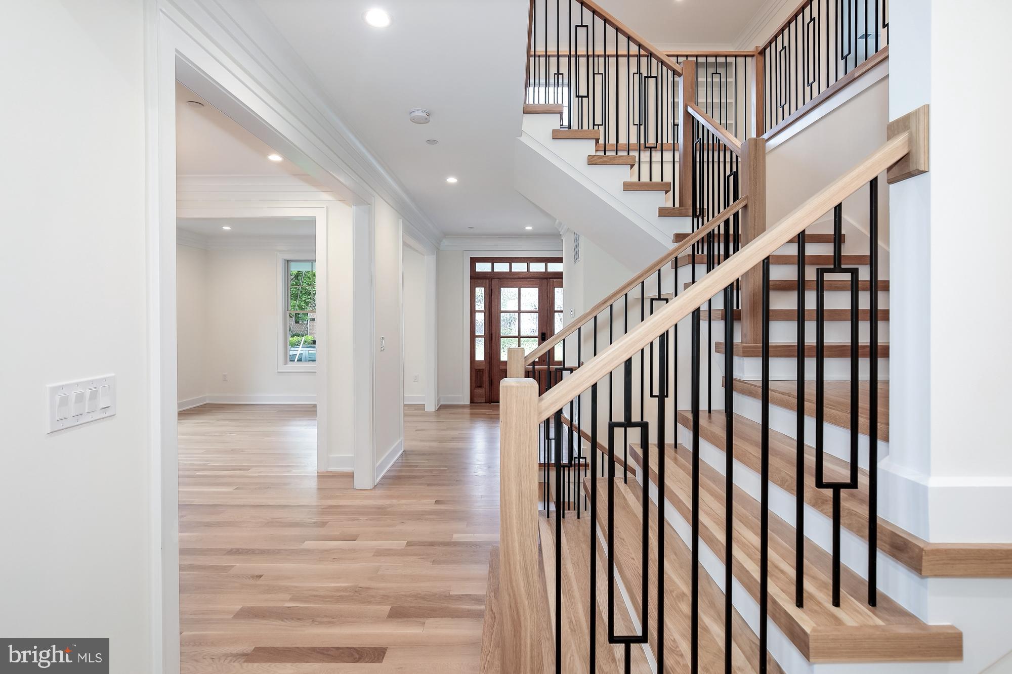 AYRLAWN - Residential