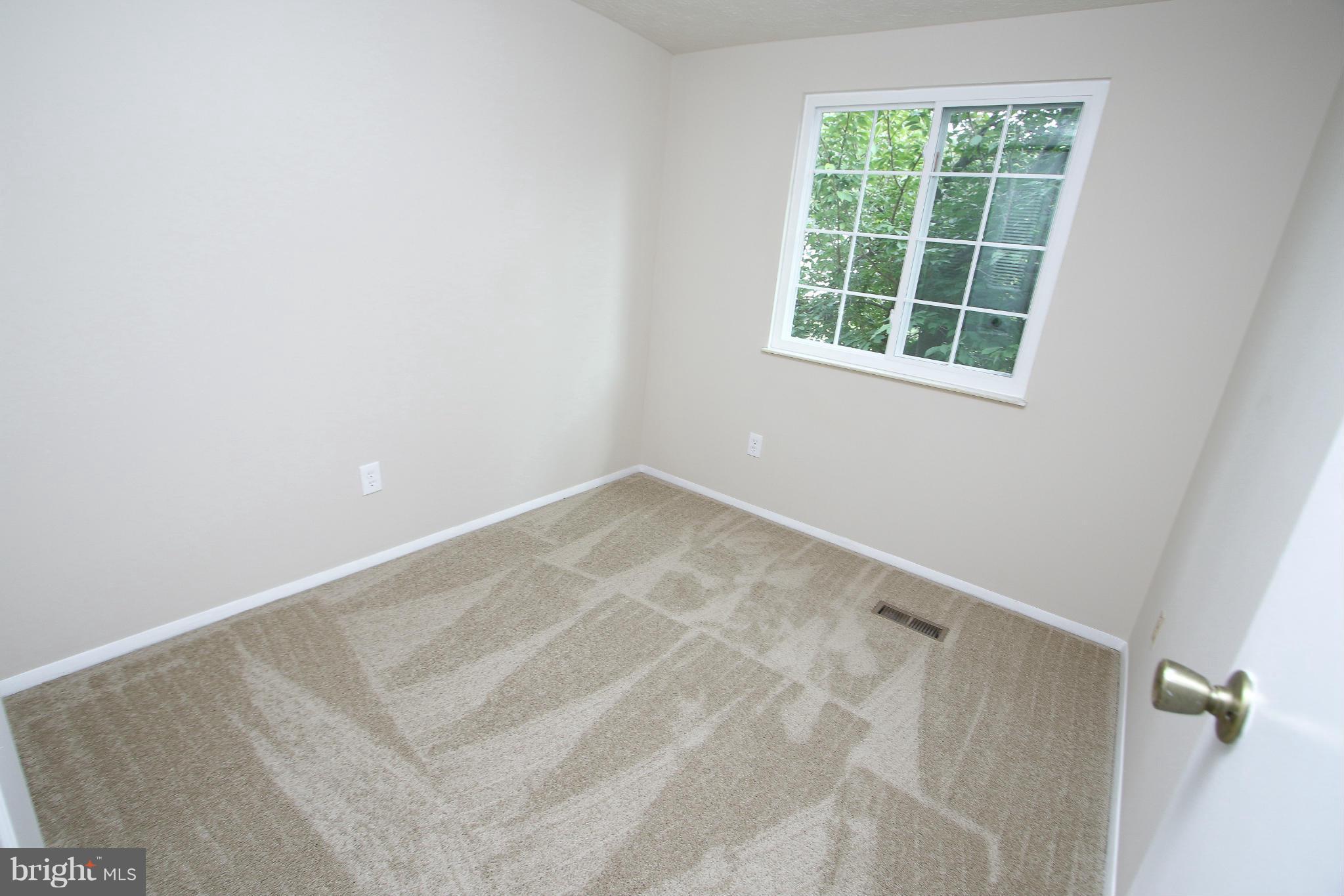 NEWINGTON FOREST - Residential