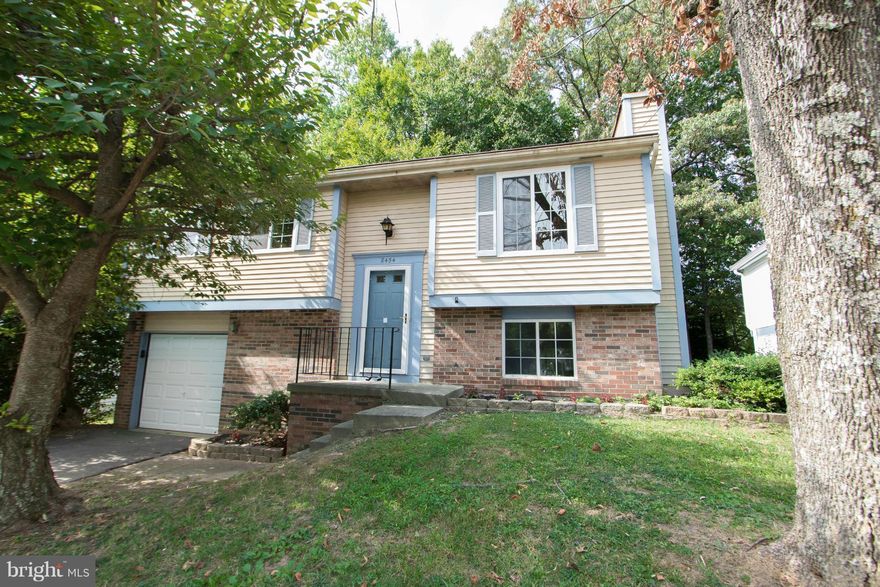 WOW NEW PRICE!! Fully UPDATED! NEW GRANITE, NEW Cabinets, NEW Stainless Steel Appliances, NEW Carpet, NEW Paint, NEW Vanities, MORE!! Kitchen opens to large back deck facing trees & open area. Fully finished walk-out basement w/Fireplace & Powder Room. Convenient one car garage. Popular neighborhood close to shopping, services, schools, easy for commuters! This is a Fannie Mae HomePath property.