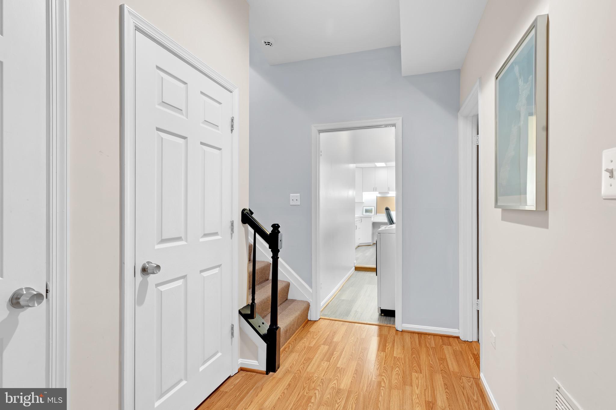 HAMPTONS OF MCLEAN - Residential