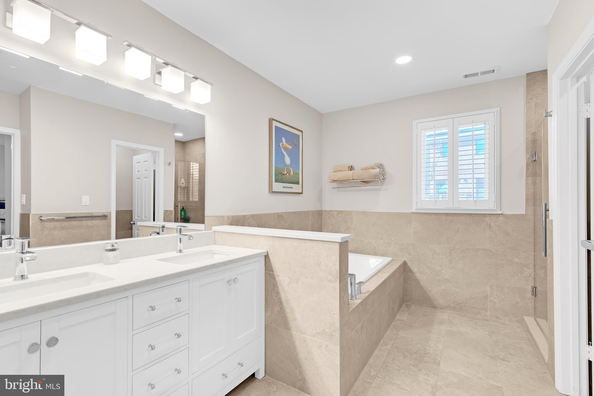 HAMPTONS OF MCLEAN - Residential