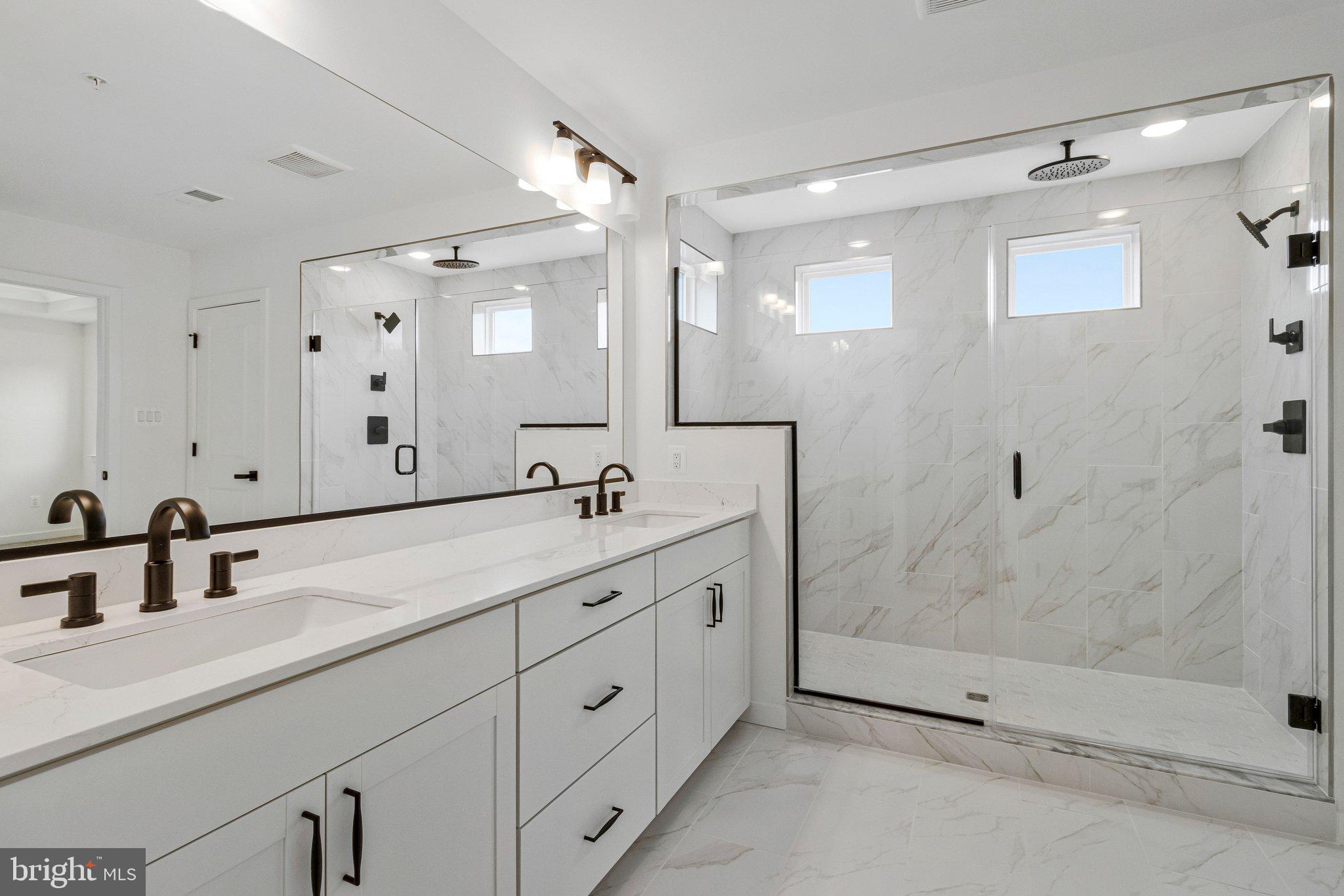 ST JAMES - Residential