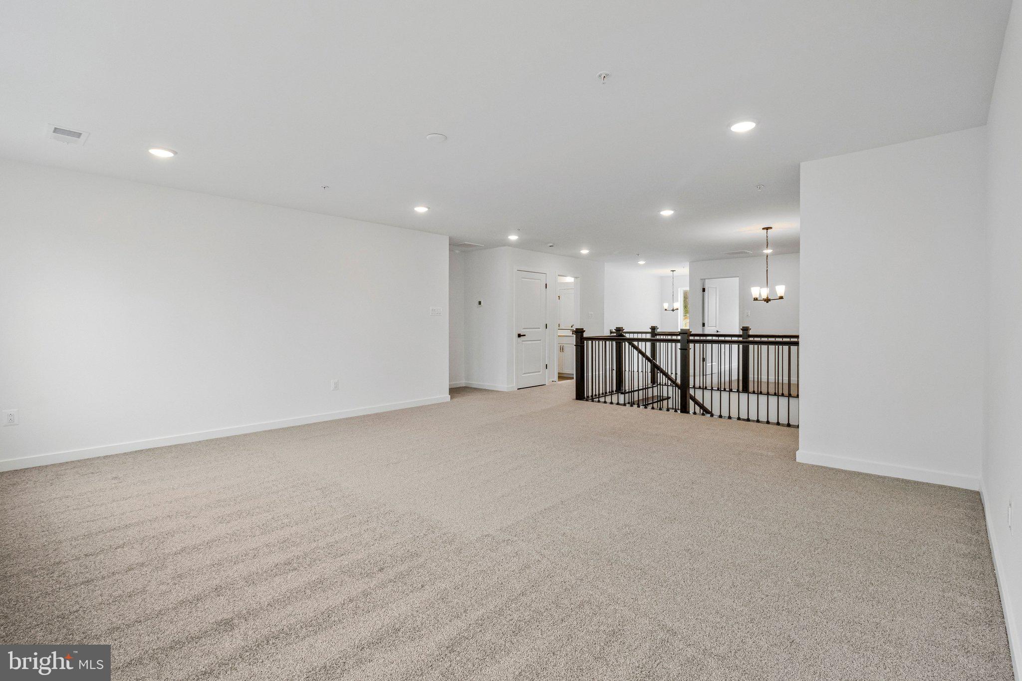 ST JAMES - Residential