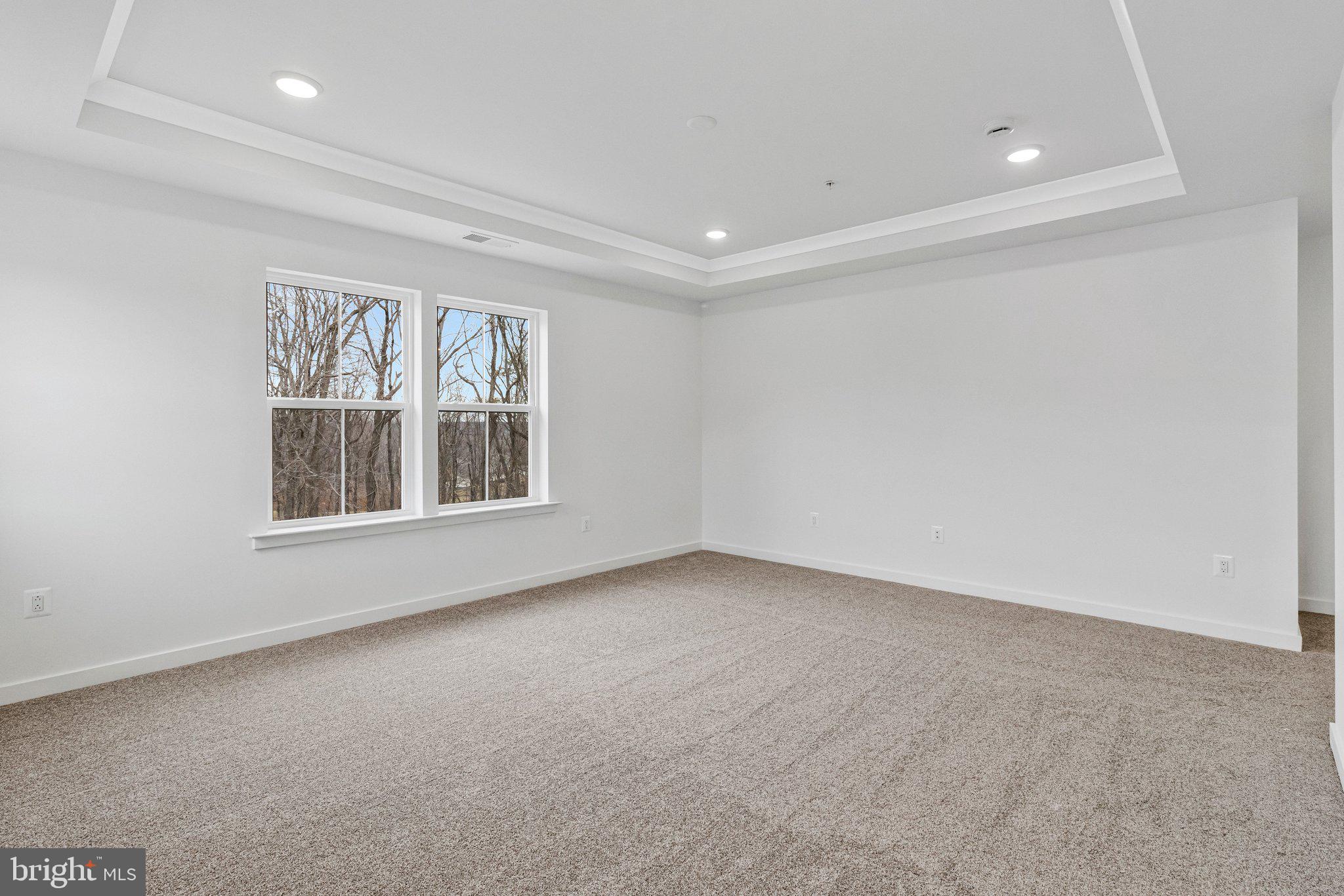 ST JAMES - Residential