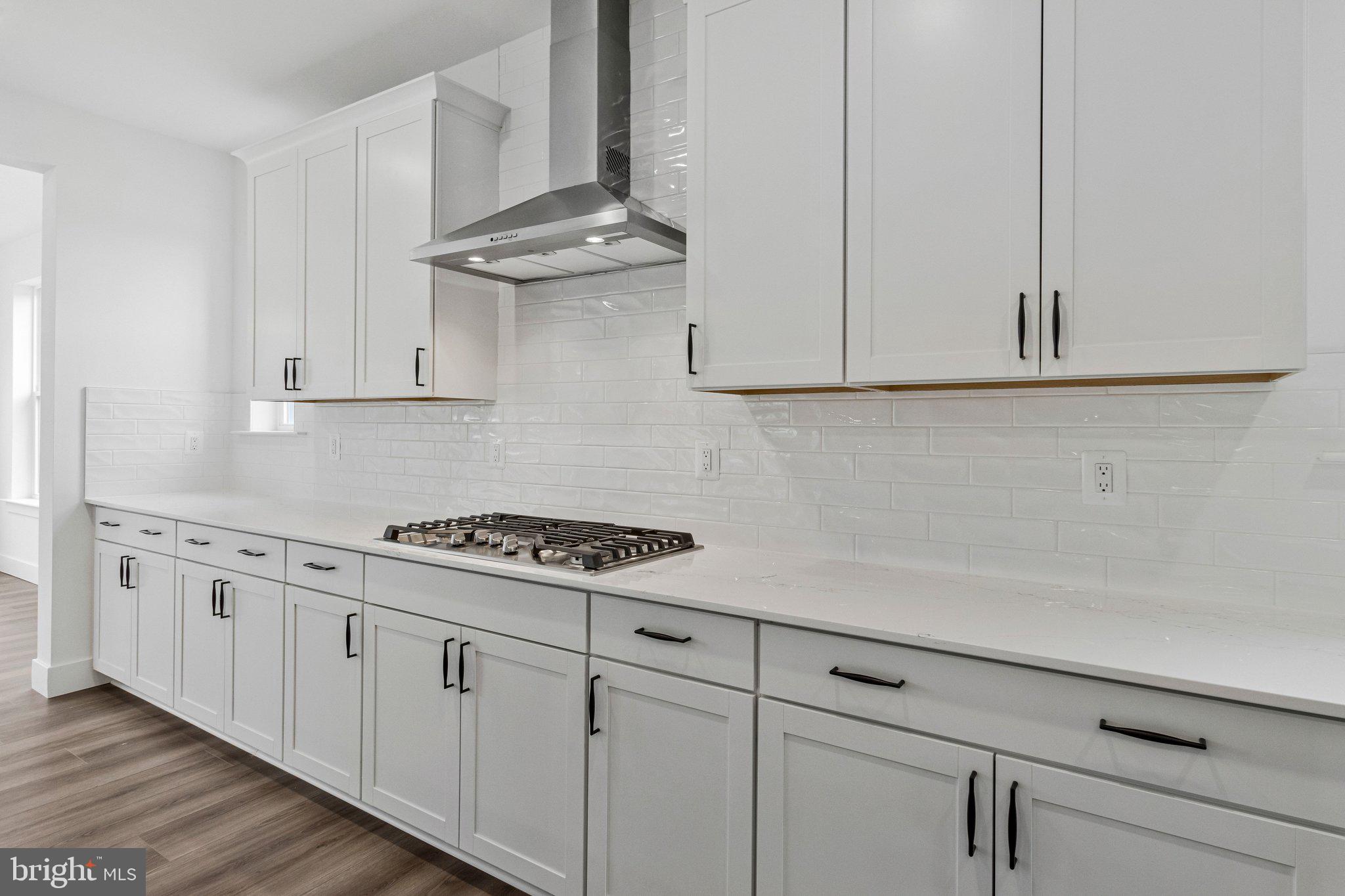 ST JAMES - Residential