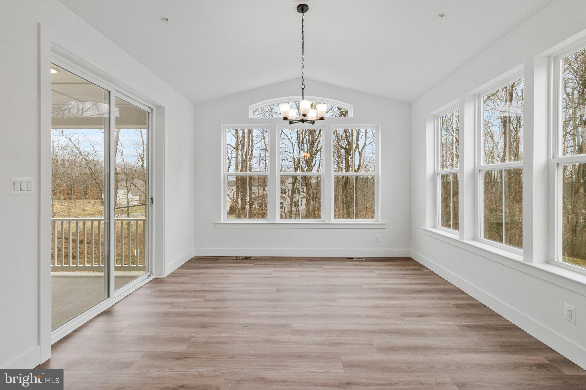 ST JAMES - Residential