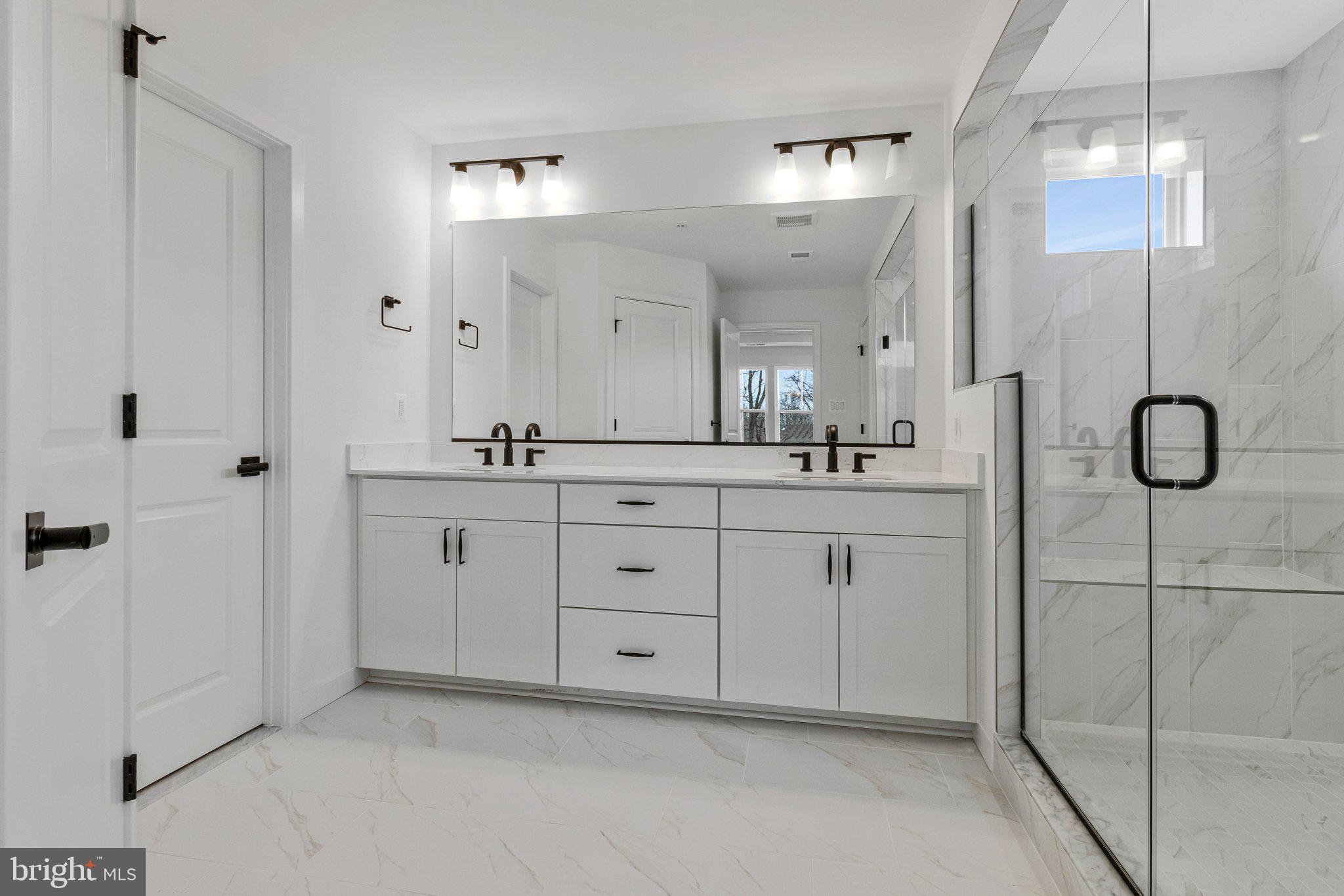 ST JAMES - Residential