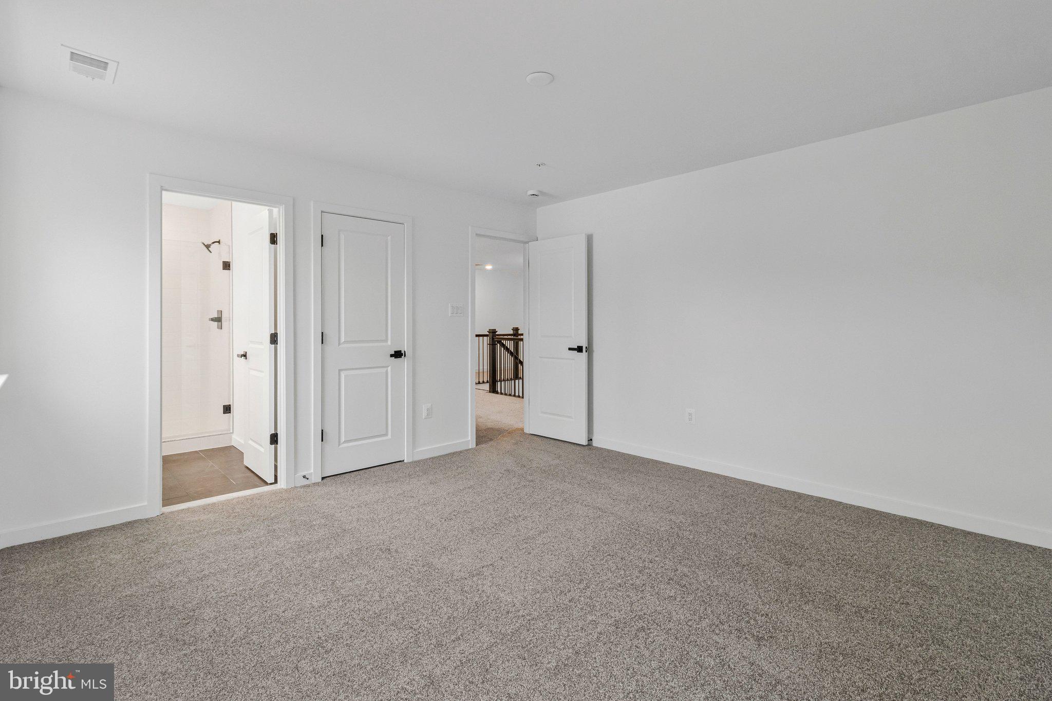 ST JAMES - Residential