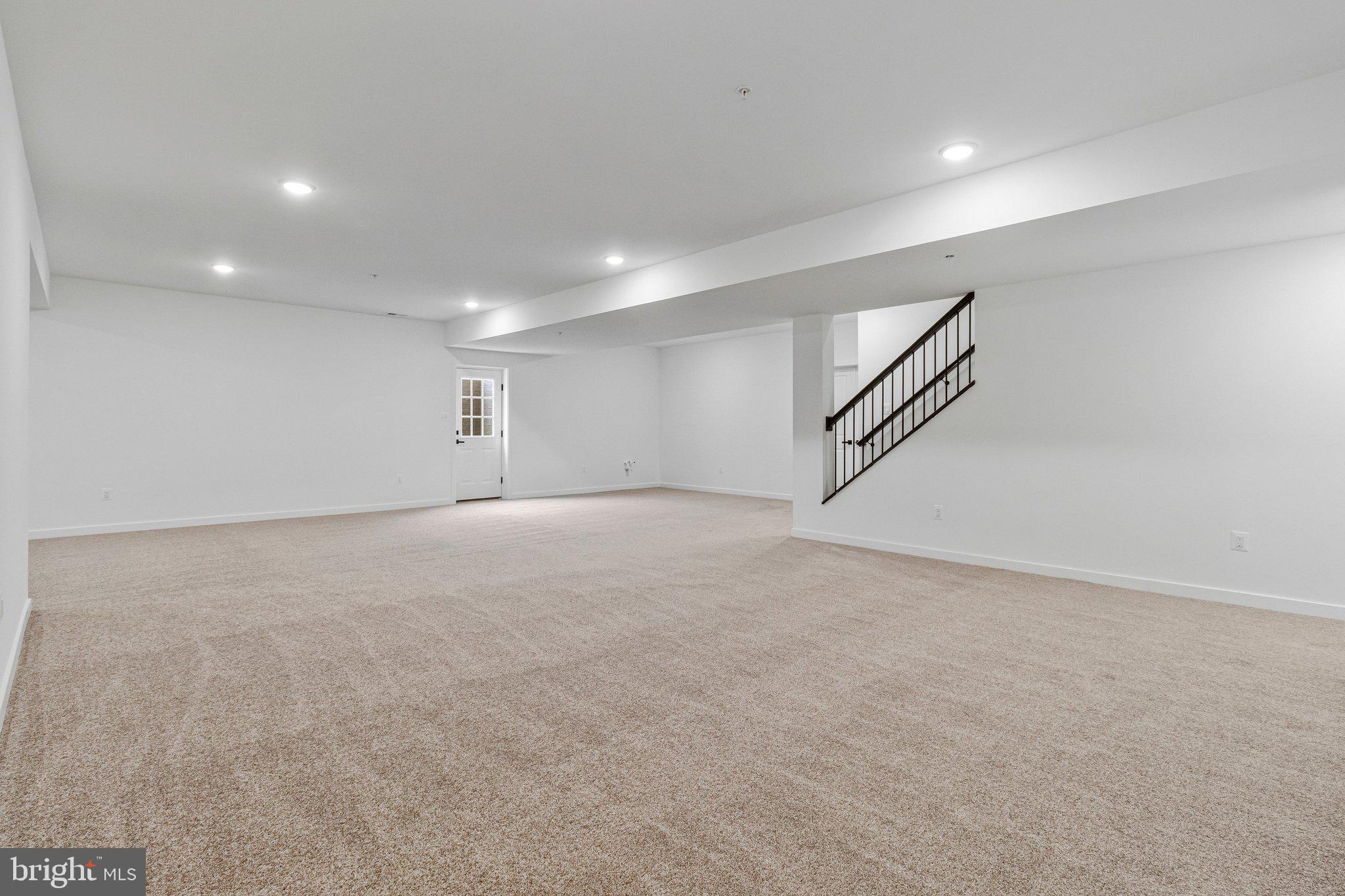 ST JAMES - Residential