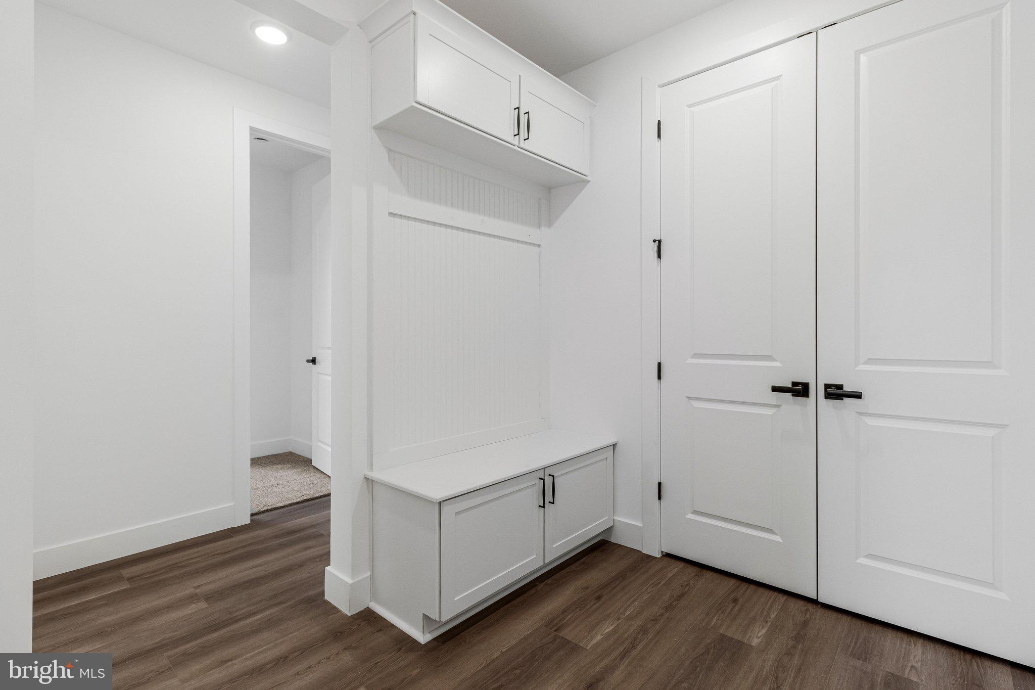 ST JAMES - Residential