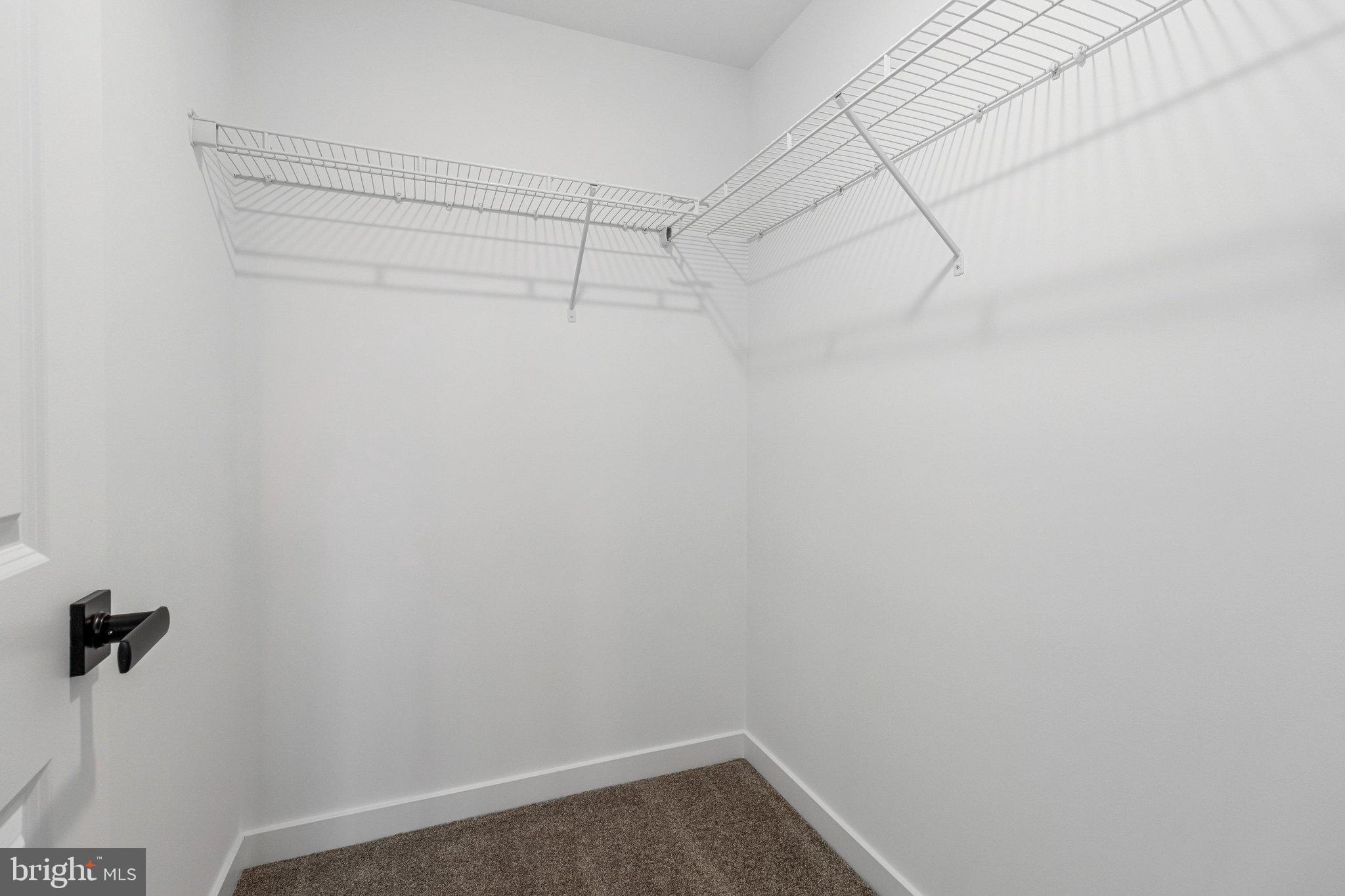 ST JAMES - Residential