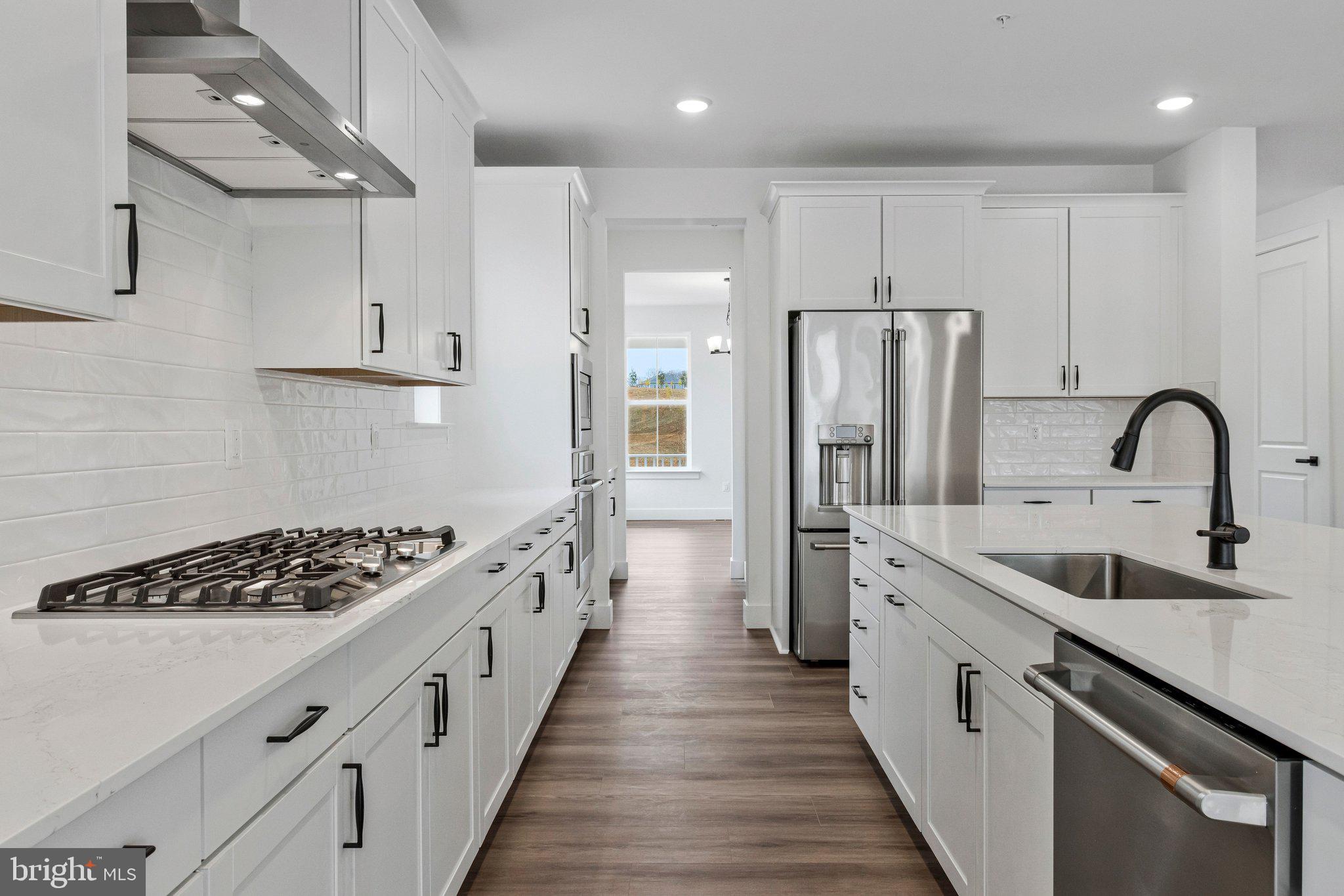 ST JAMES - Residential