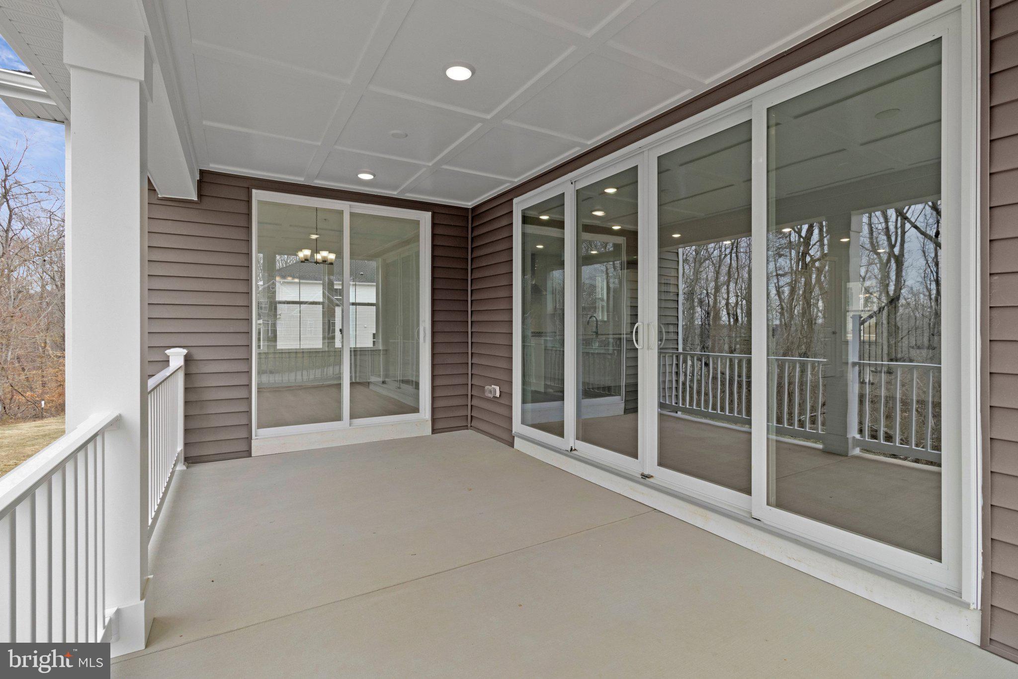 ST JAMES - Residential