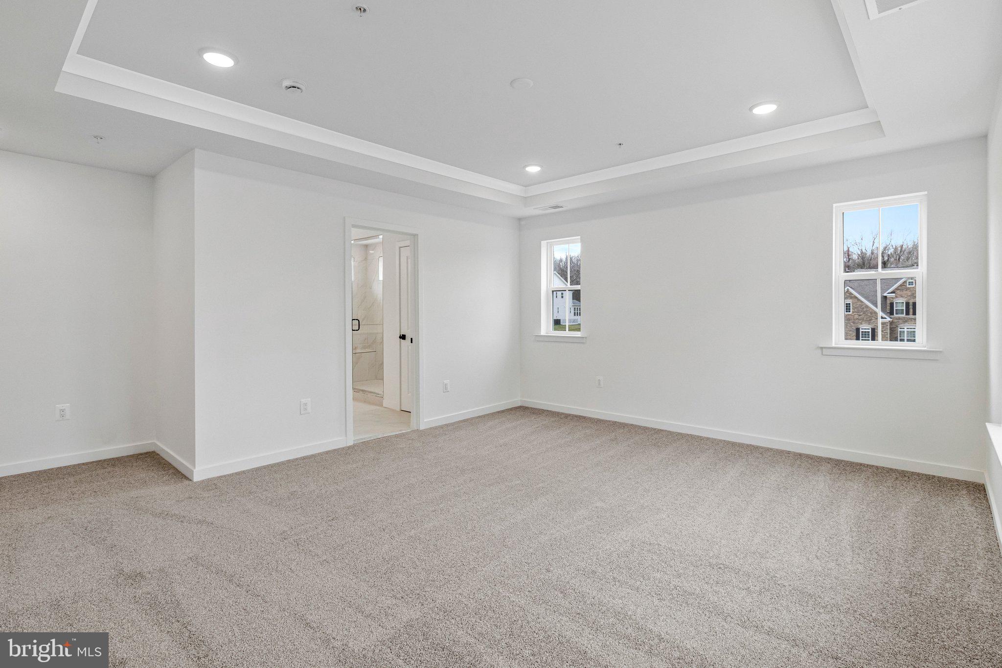 ST JAMES - Residential