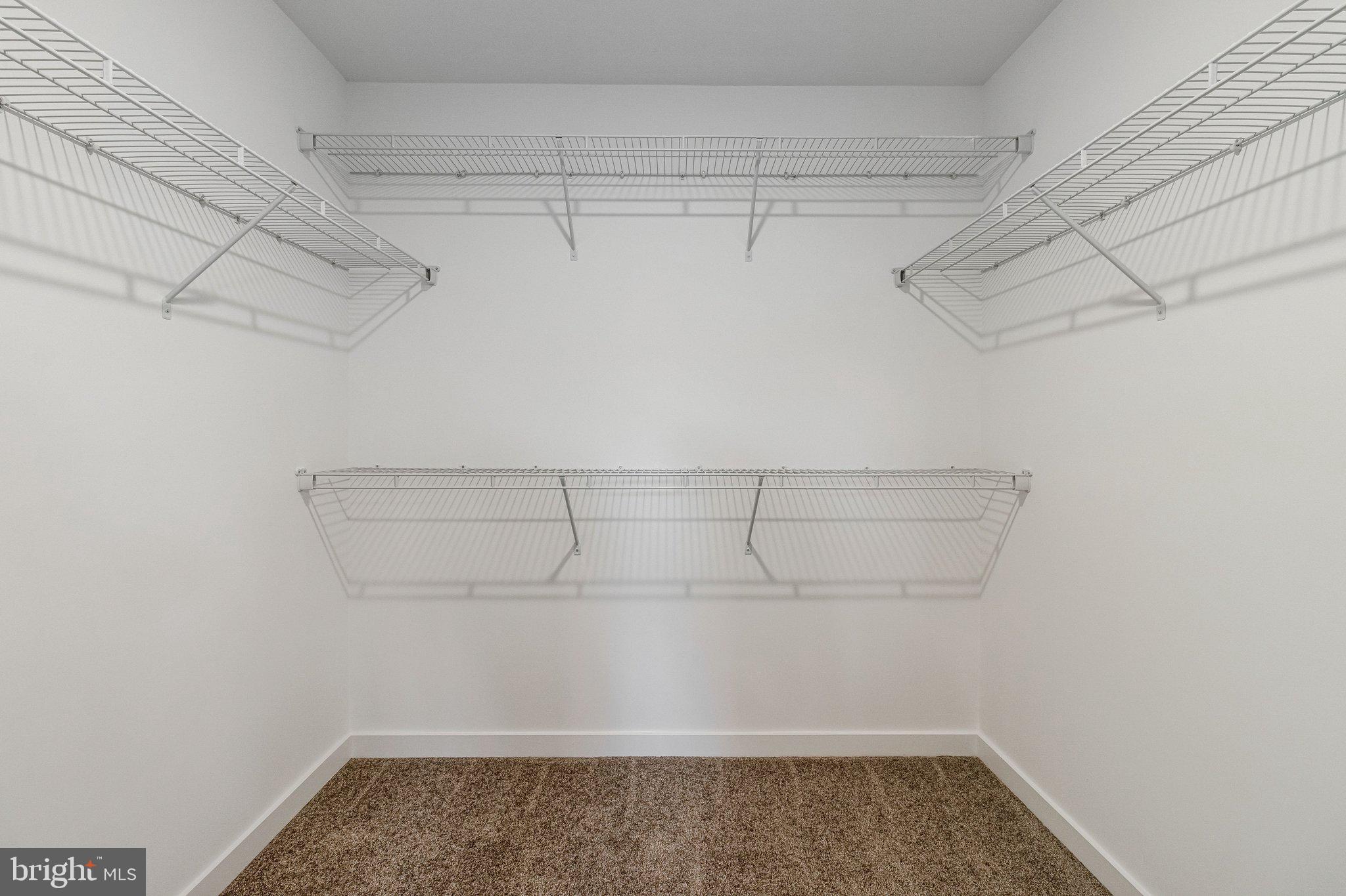 ST JAMES - Residential