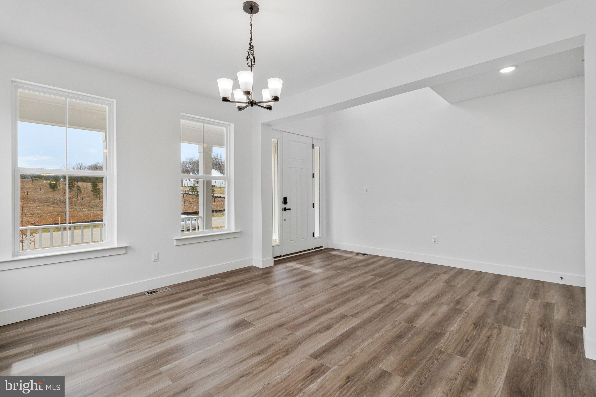 ST JAMES - Residential