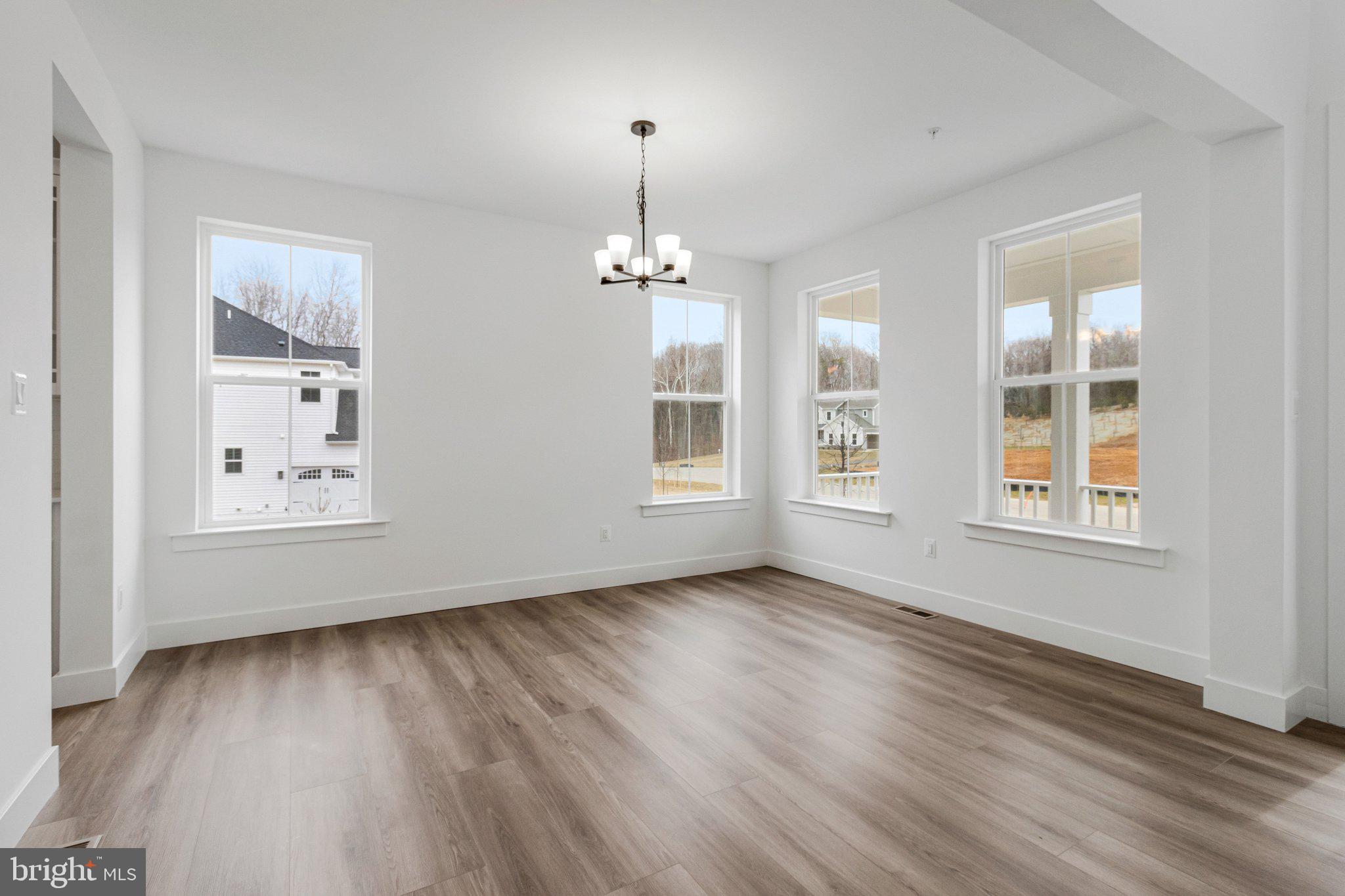 ST JAMES - Residential