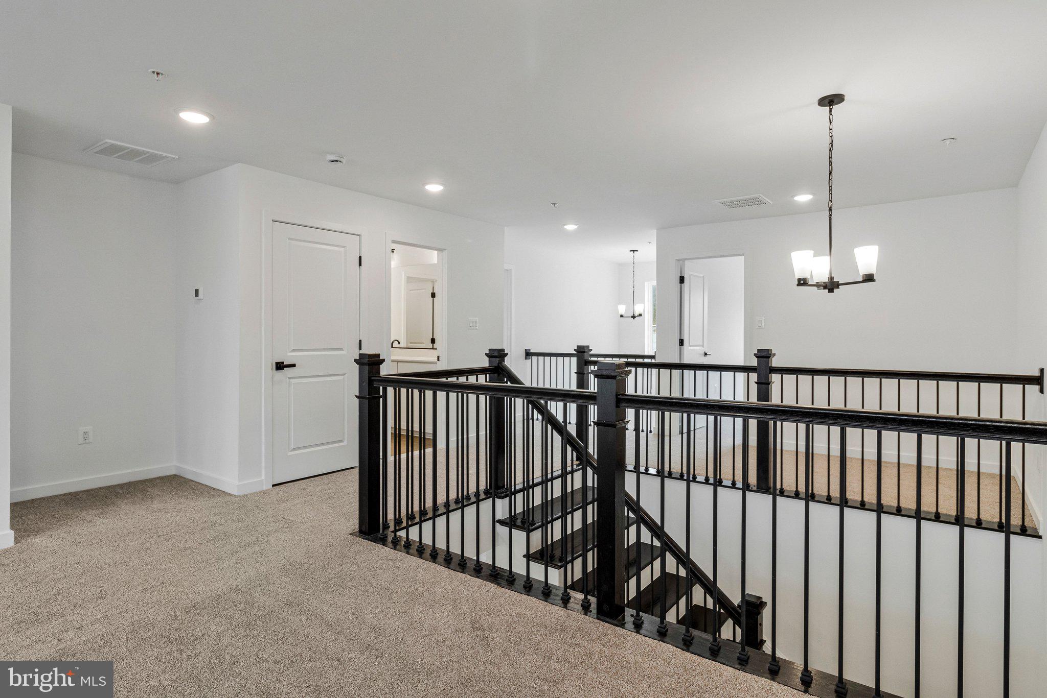 ST JAMES - Residential