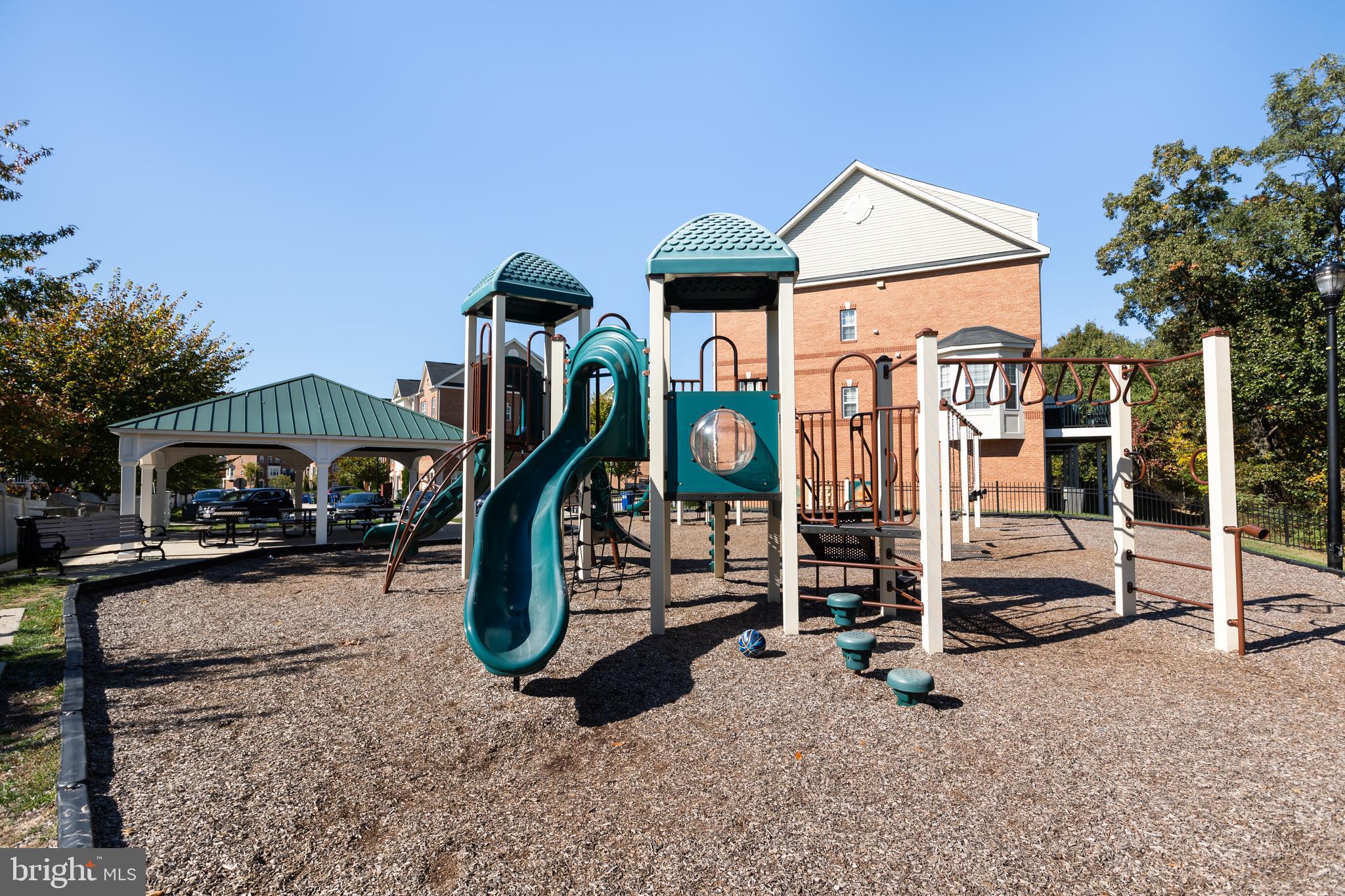 MORRIS PLACE - Residential