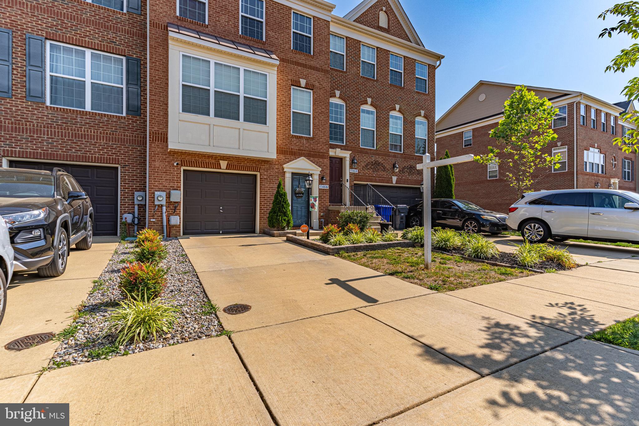 GLENEAGLES TOWNHOMES - Residential