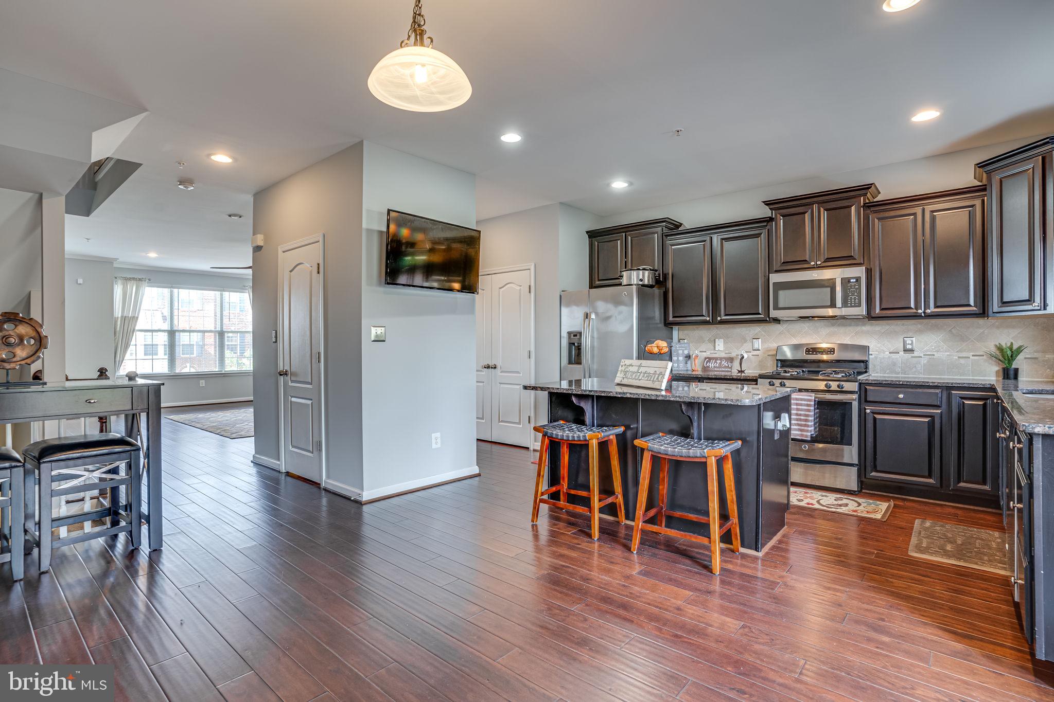 GLENEAGLES TOWNHOMES - Residential