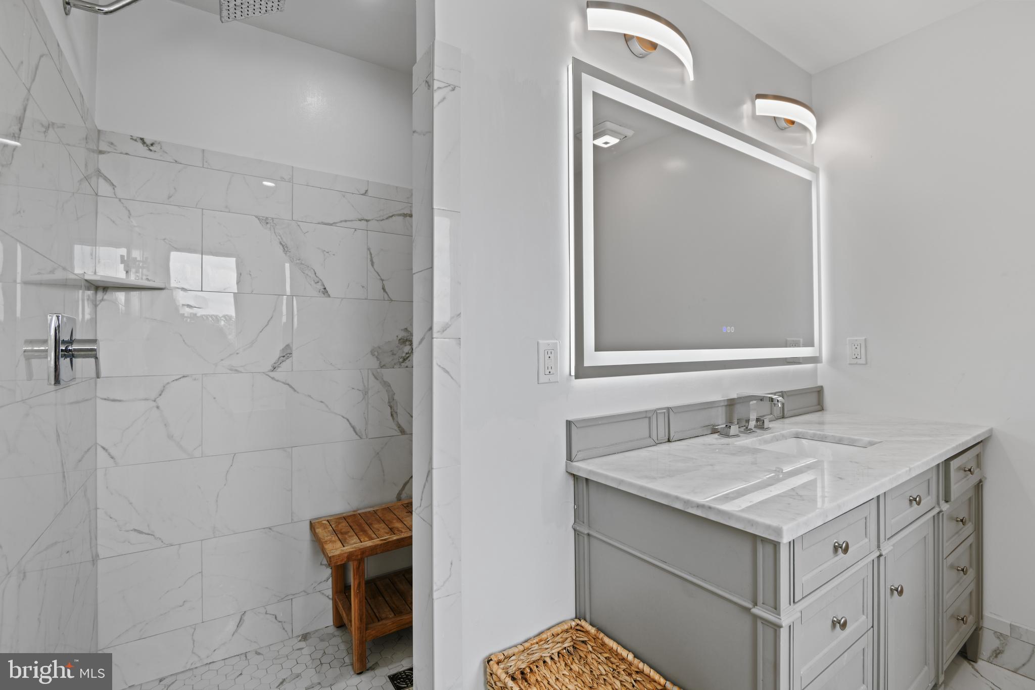 BELVEDERE BEACH/HARMONY - Residential