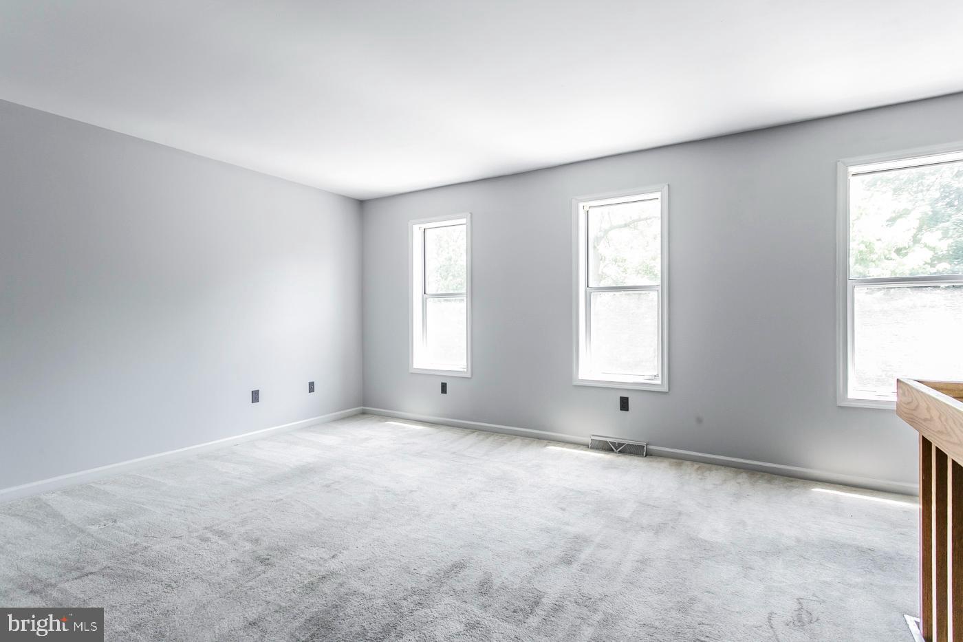 WEST POINTE RIDGE - Residential