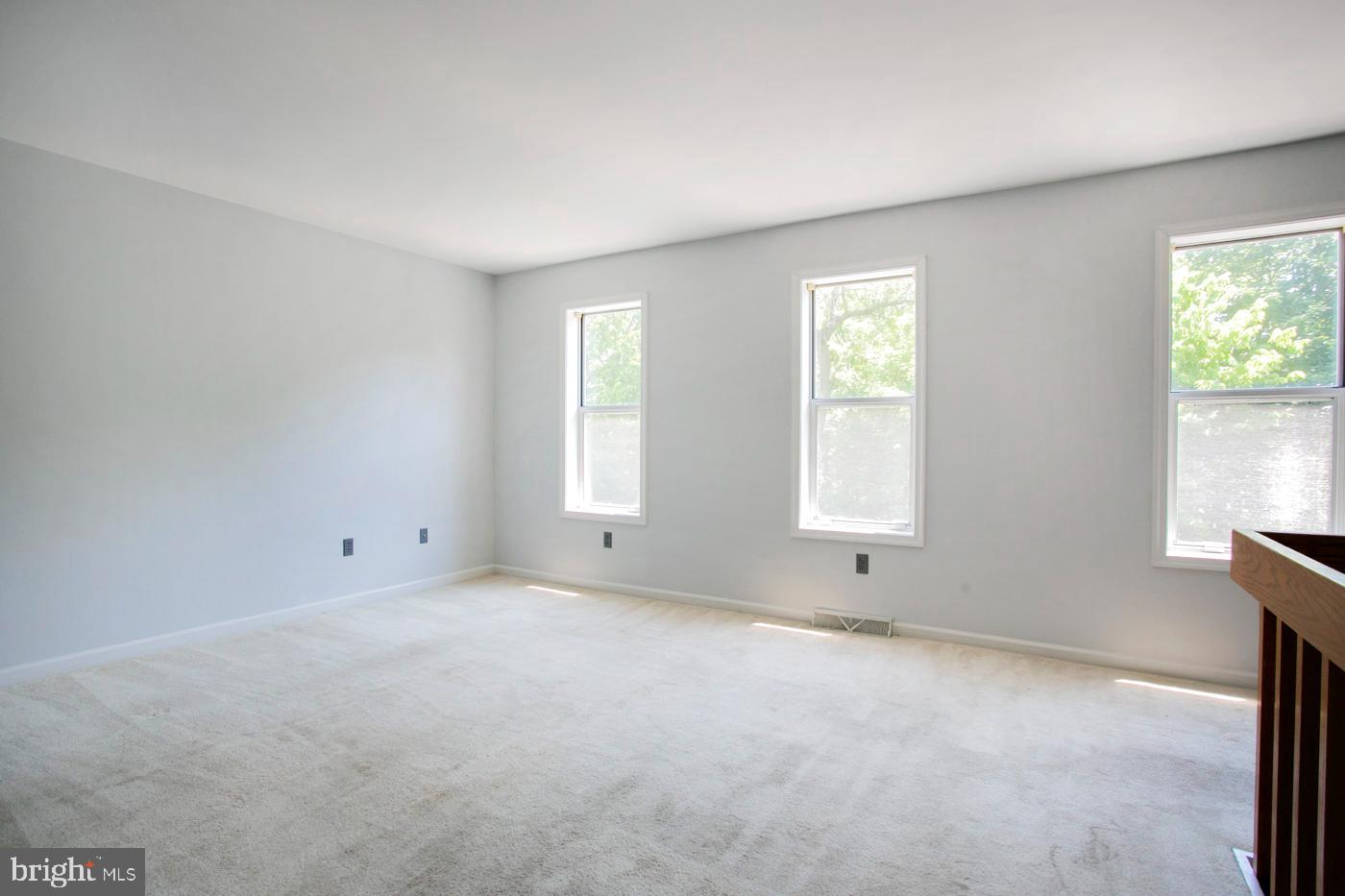WEST POINTE RIDGE - Residential