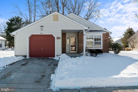 20 LAKEBRIDGE DRIVE WOODBURY NJ 08096