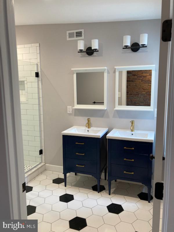 POINT BREEZE - Residential